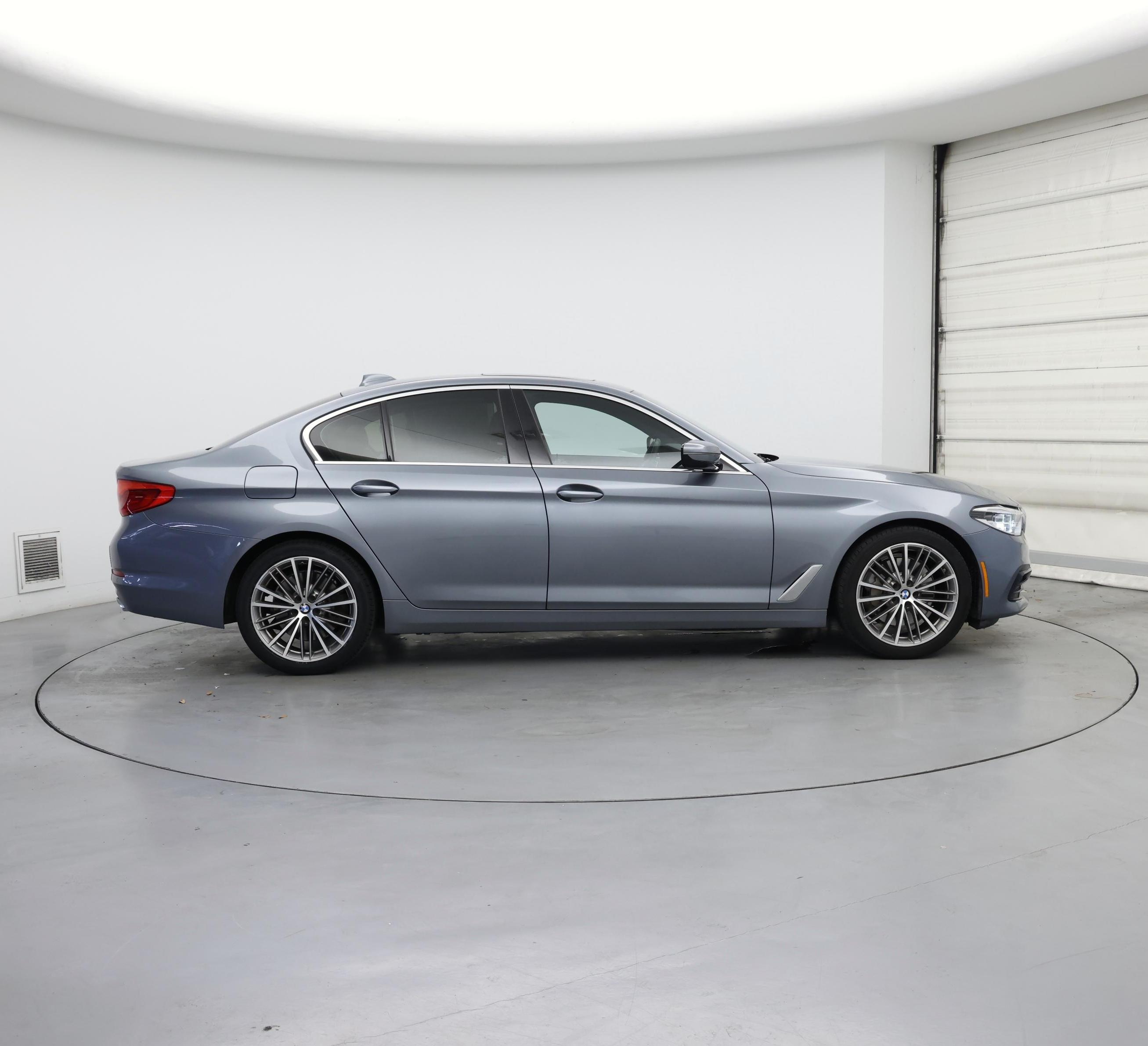 Thumbnail: 2019 BMW 5 Series - 7