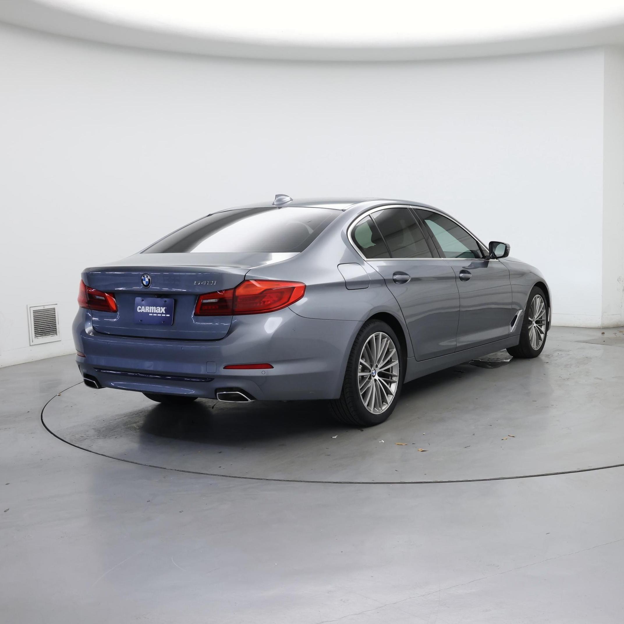 Thumbnail: 2019 BMW 5 Series - 8