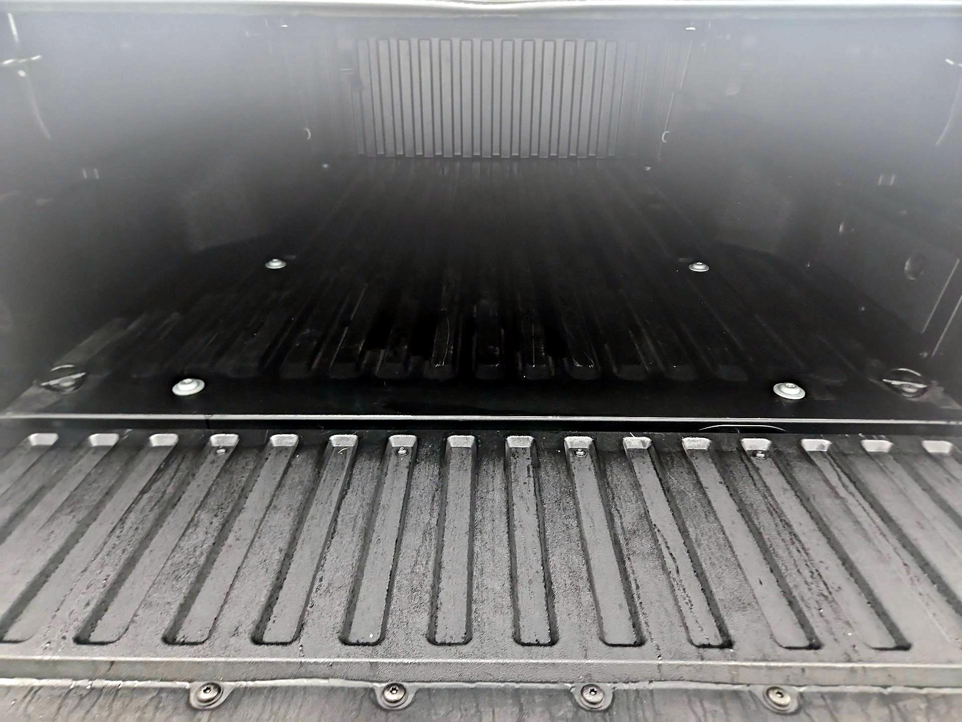 Thumbnail: 2023 Toyota Tacoma - 20