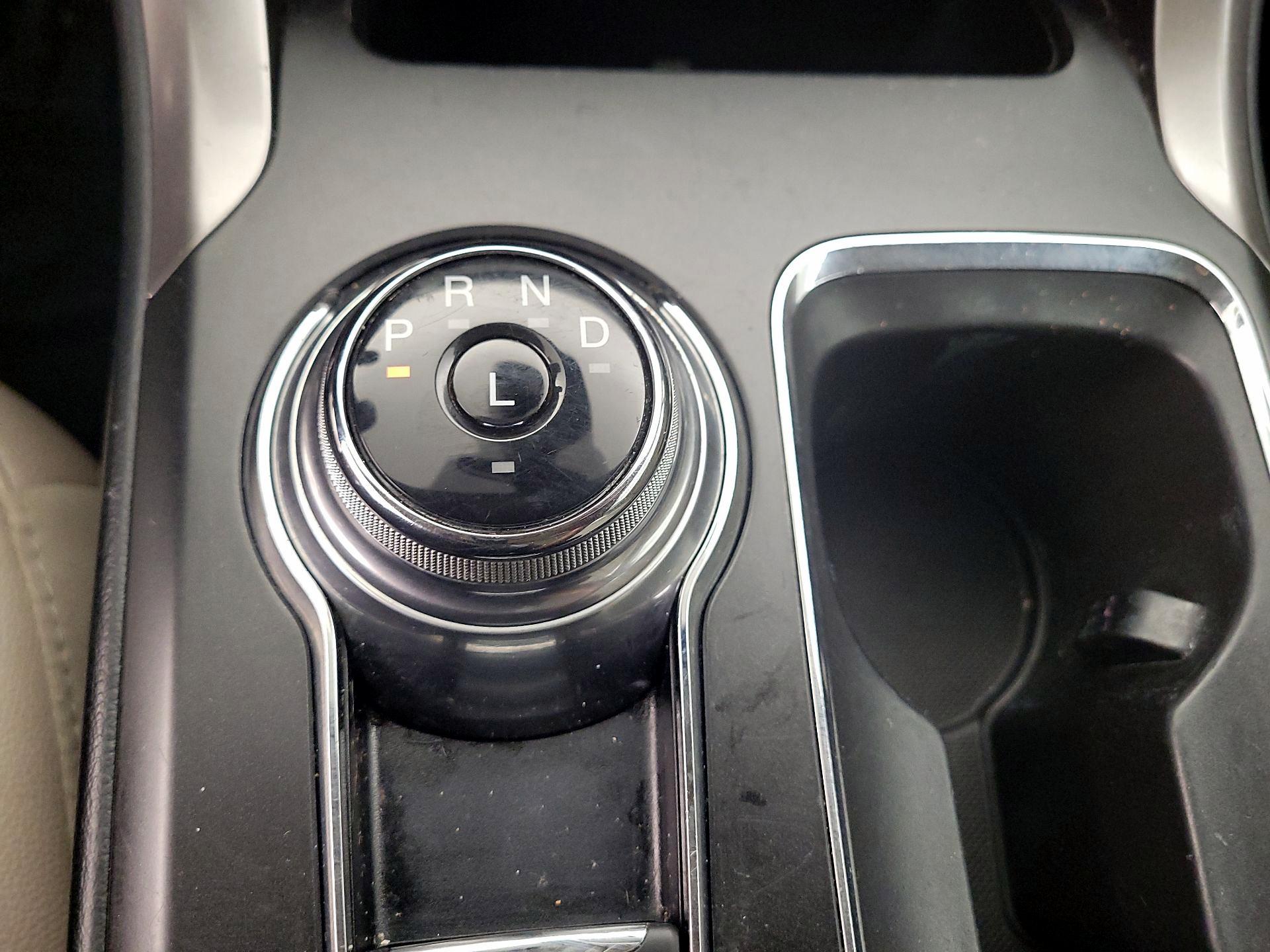 Thumbnail: 2019 Ford Fusion - 17