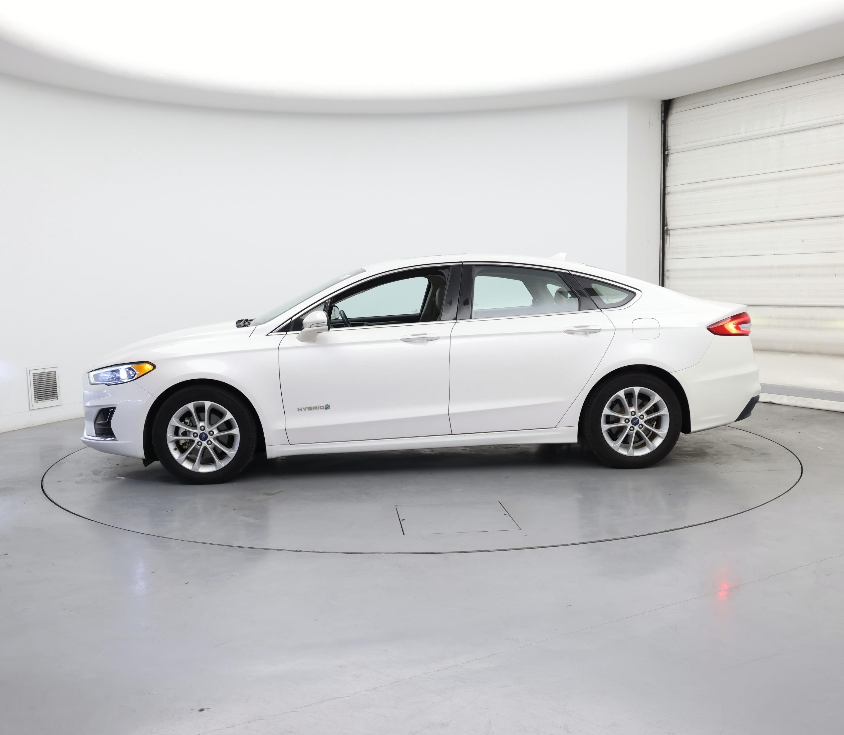 Thumbnail: 2019 Ford Fusion - 3