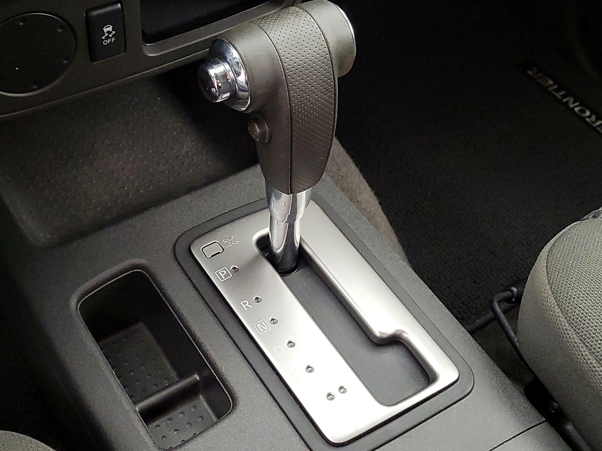 Thumbnail: 2018 Nissan Frontier - 17