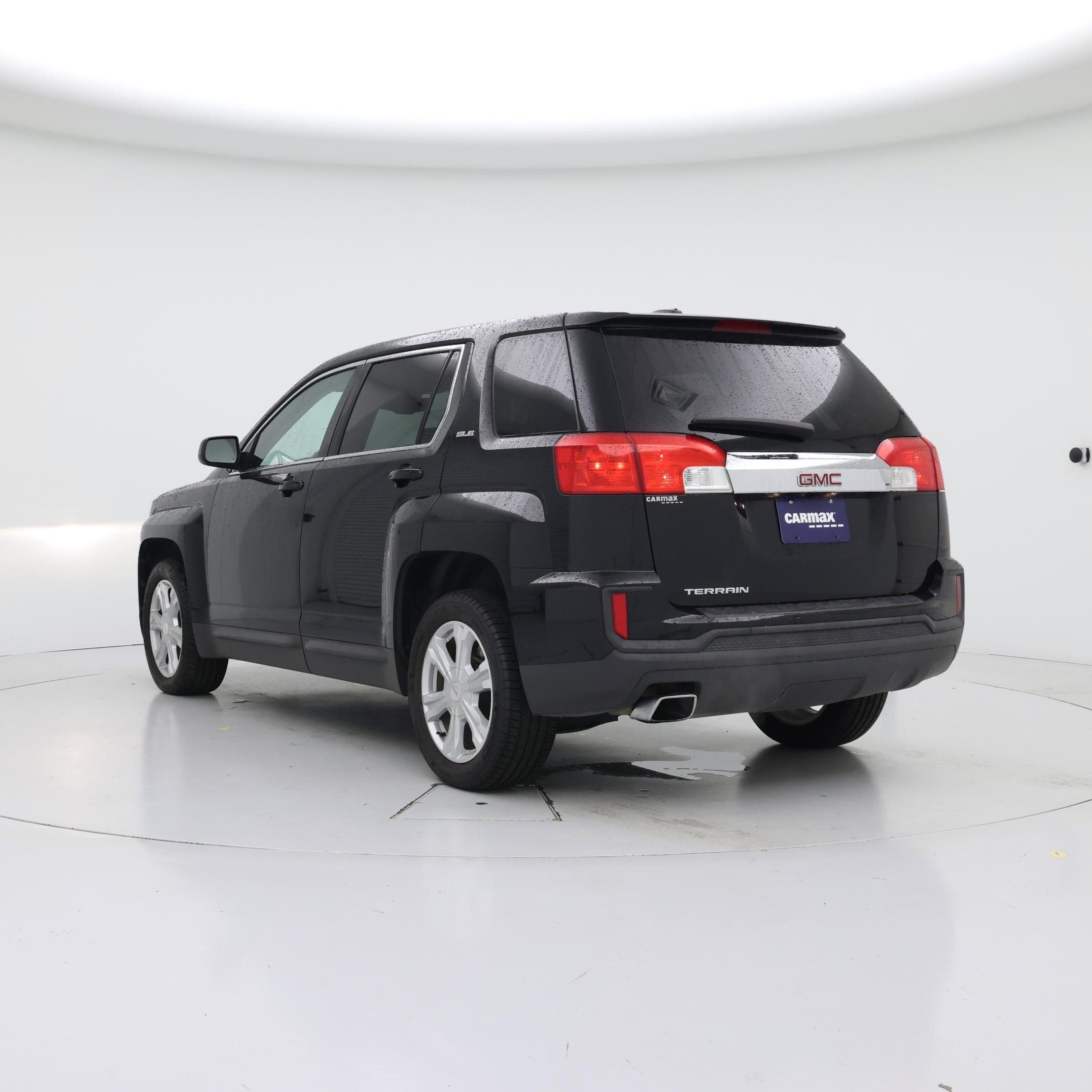 Thumbnail: 2017 GMC Terrain - 2