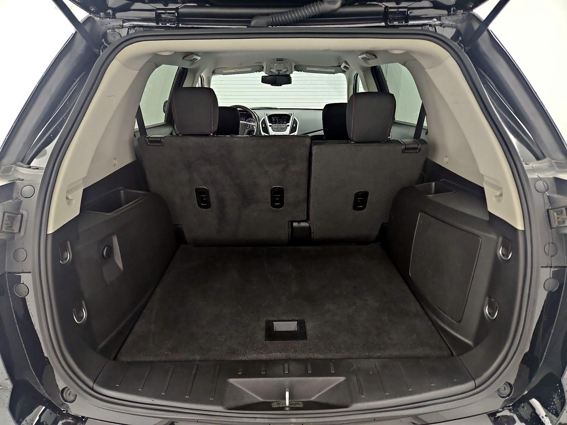 Thumbnail: 2017 GMC Terrain - 19