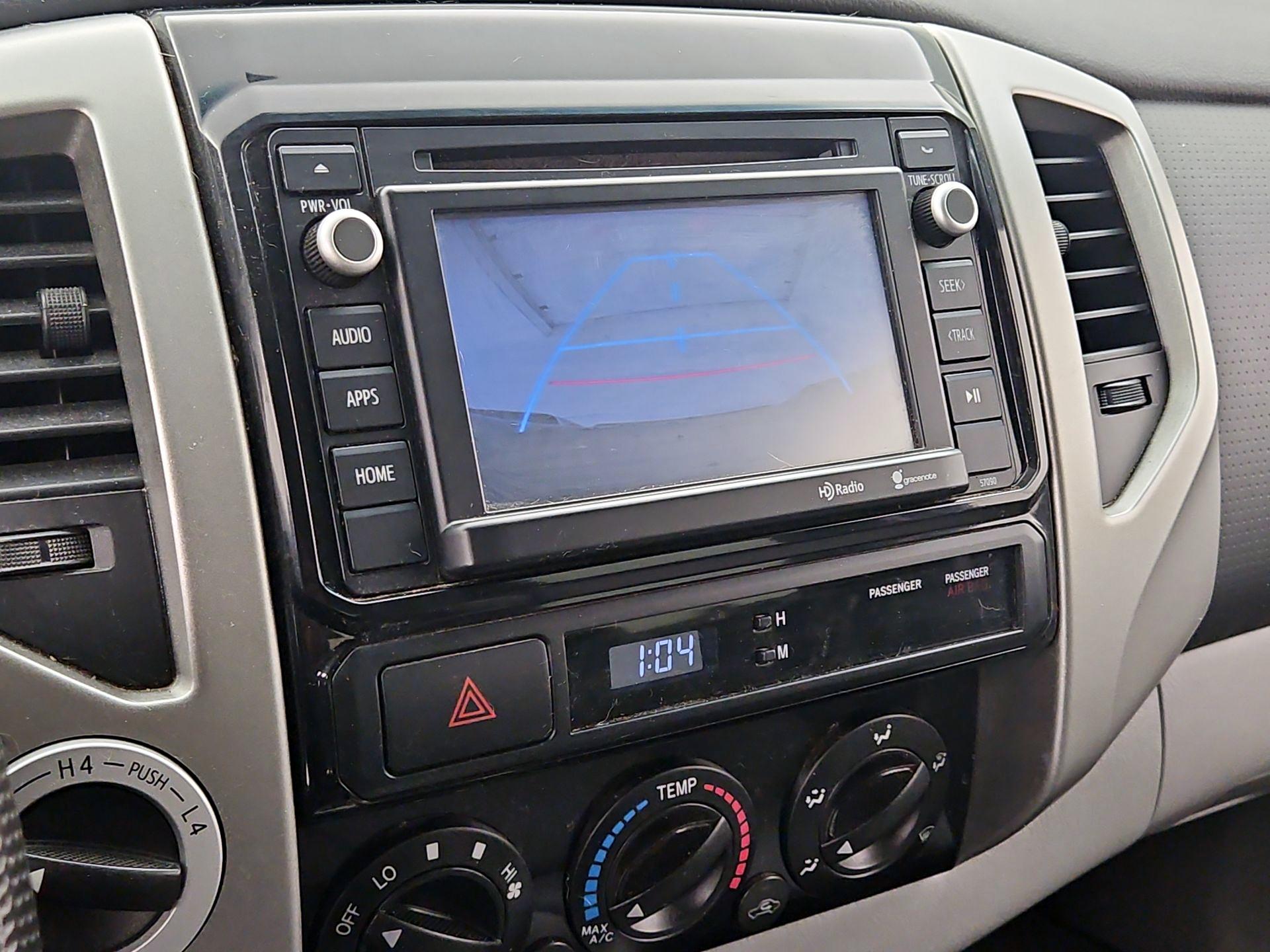 Thumbnail: 2014 Toyota Tacoma - 14