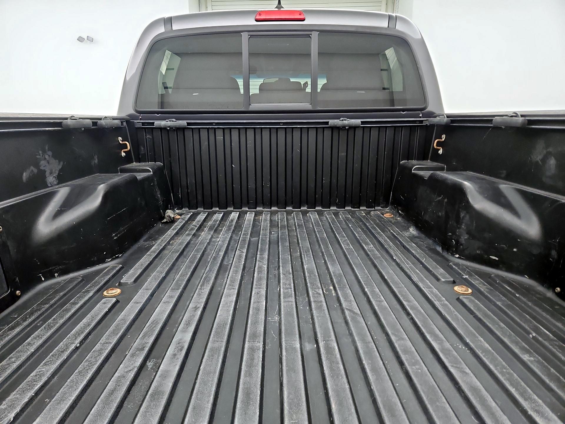 Thumbnail: 2014 Toyota Tacoma - 20