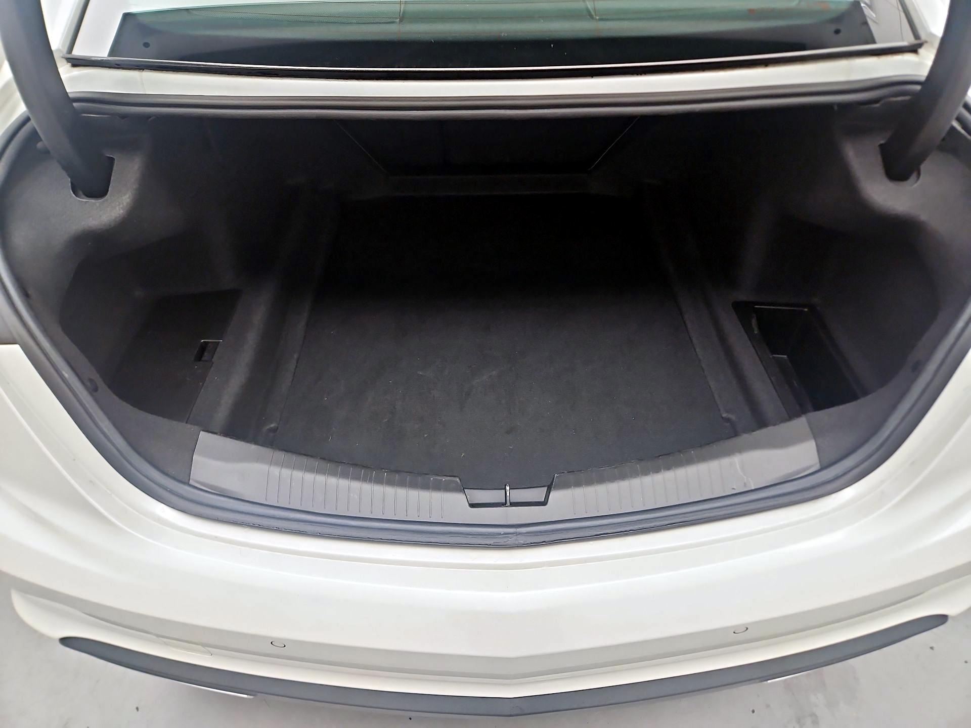 Thumbnail: 2022 Cadillac CT5 - 17