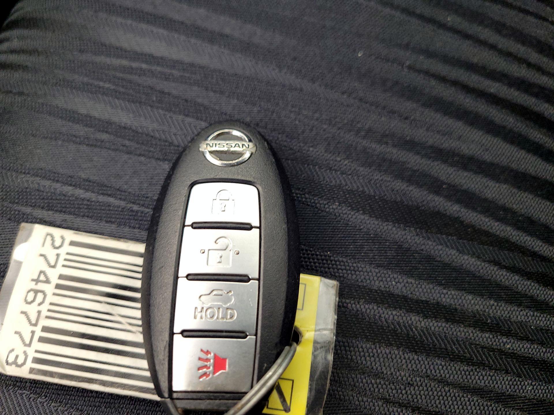 Thumbnail: 2019 Nissan Sentra - 18