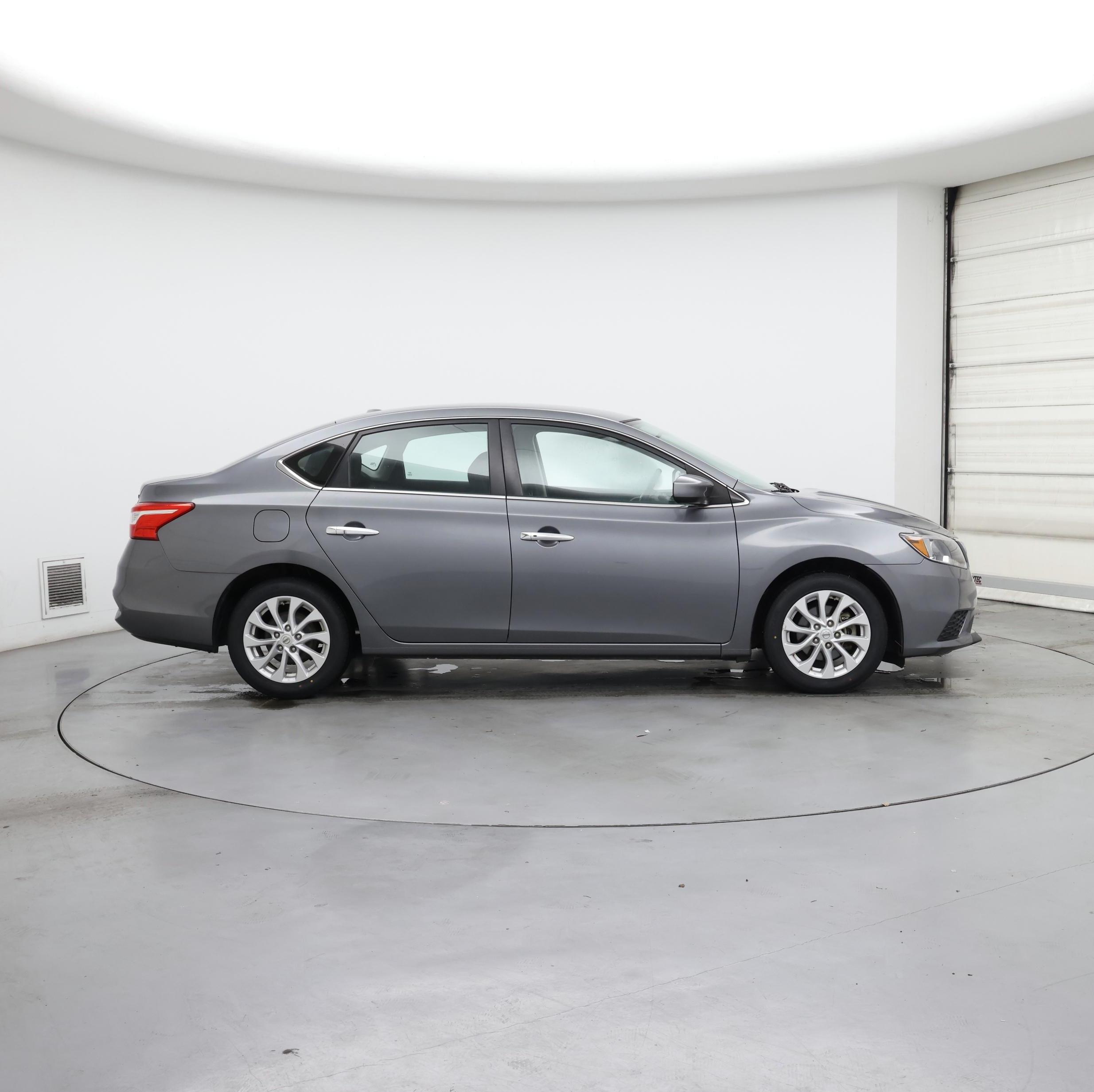 Thumbnail: 2019 Nissan Sentra - 7