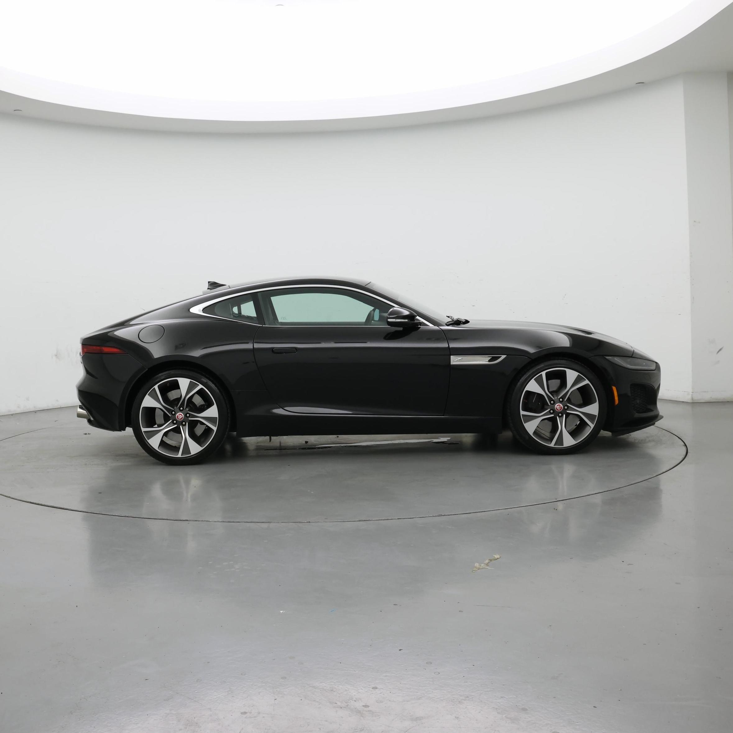 Thumbnail: 2022 Jaguar F-Type - 7