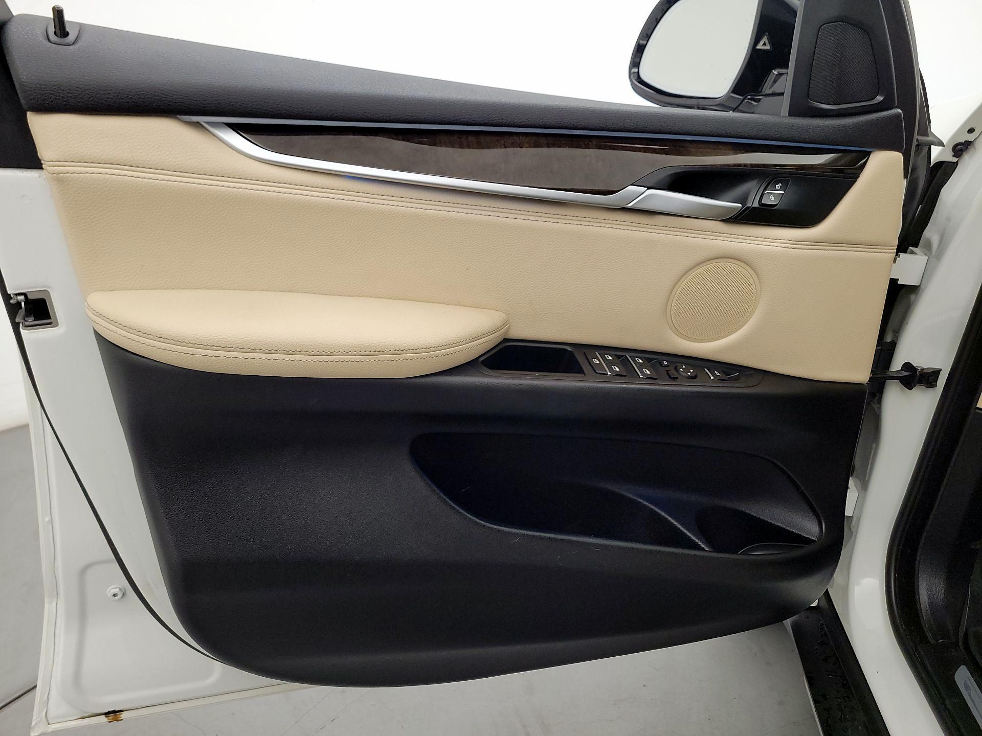 Thumbnail: 2018 BMW X5 - 12