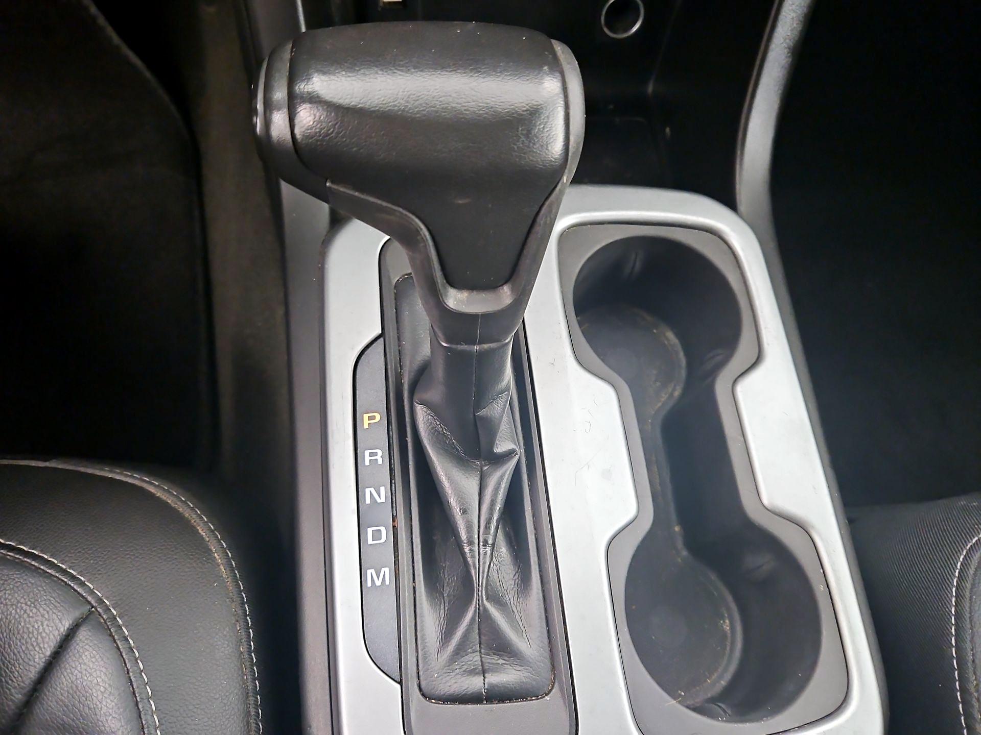 Thumbnail: 2016 Chevrolet Colorado - 18