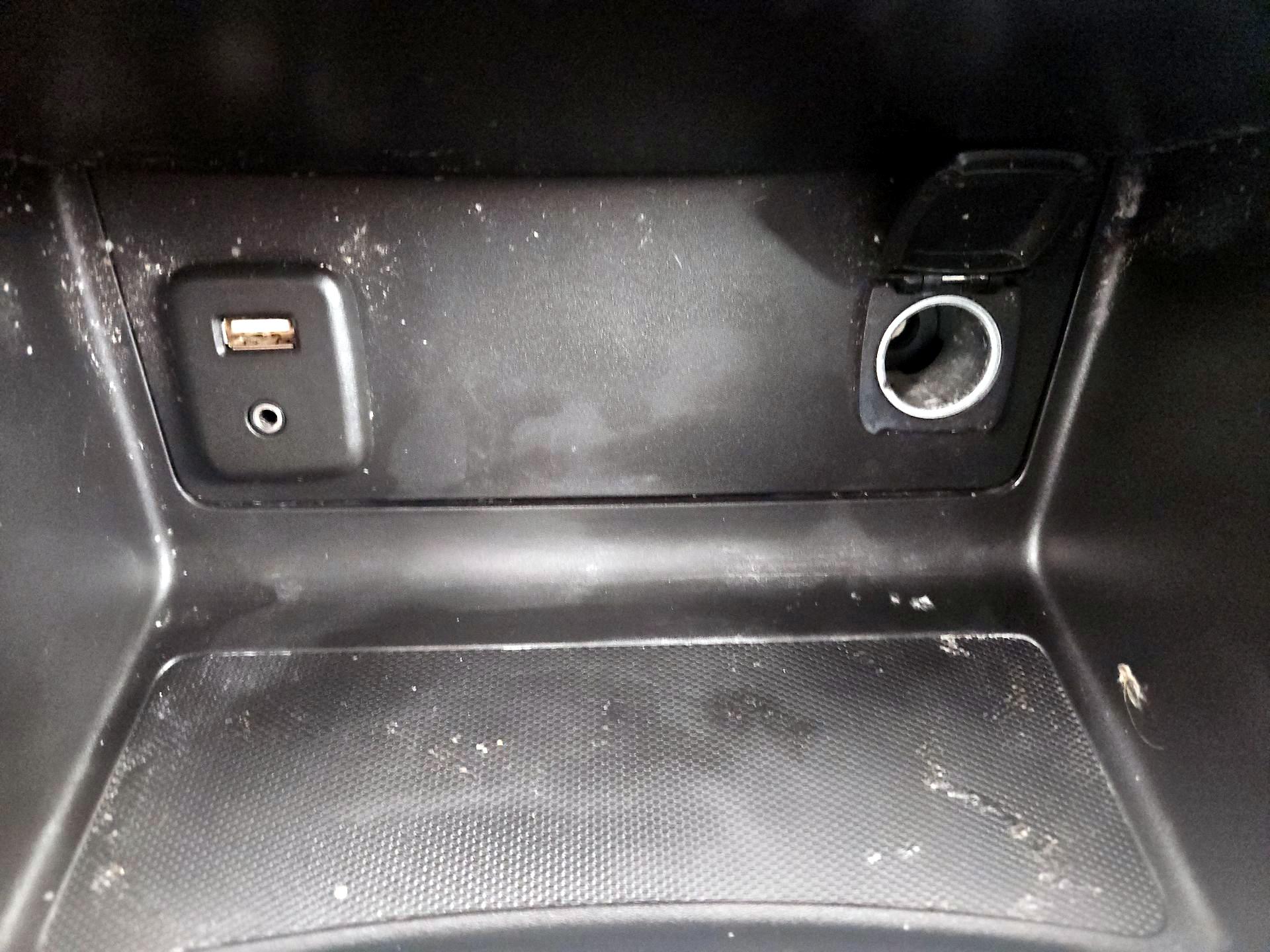 Thumbnail: 2016 Chevrolet Colorado - 19