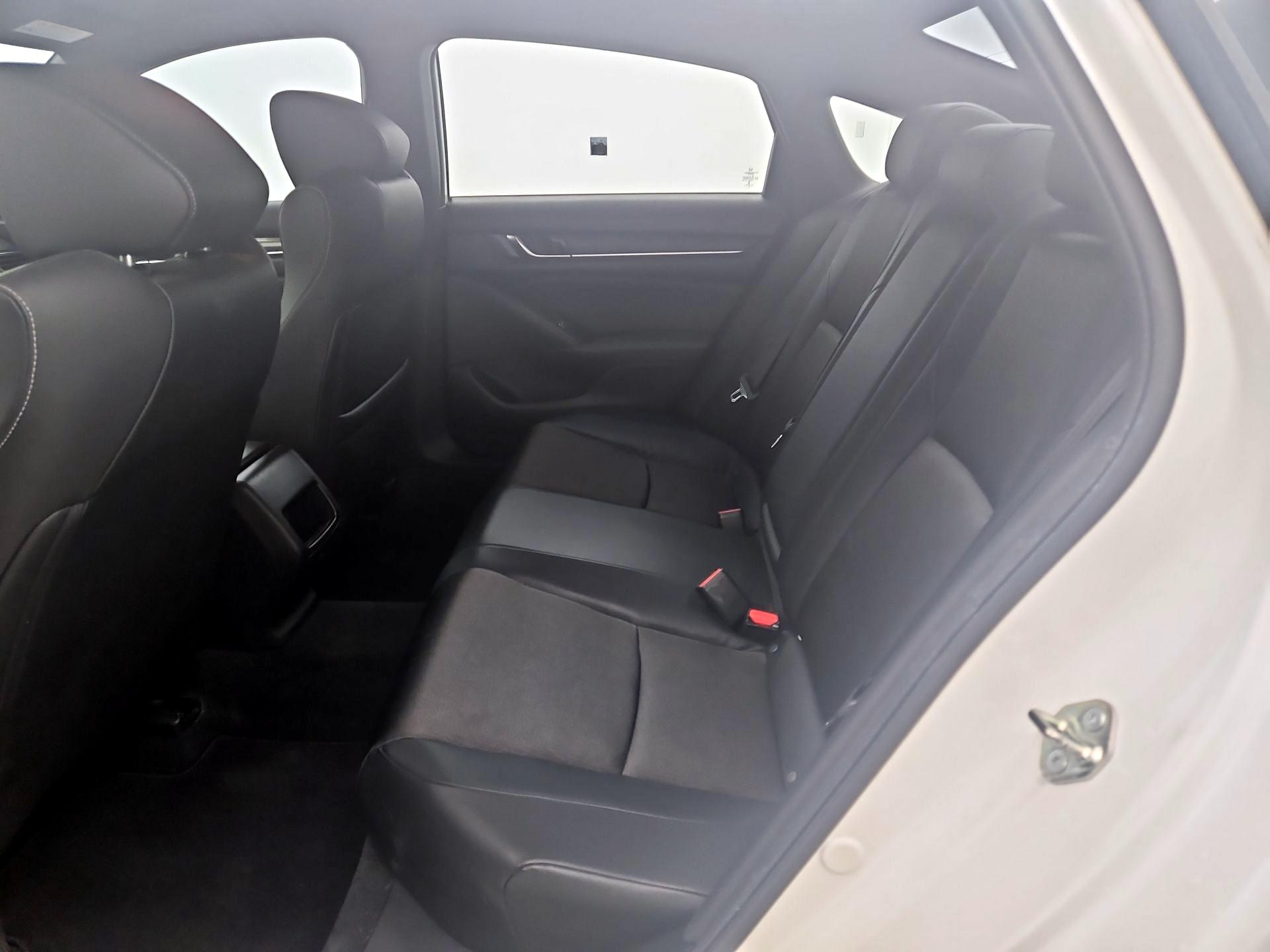 Thumbnail: 2018 Honda Accord - 19