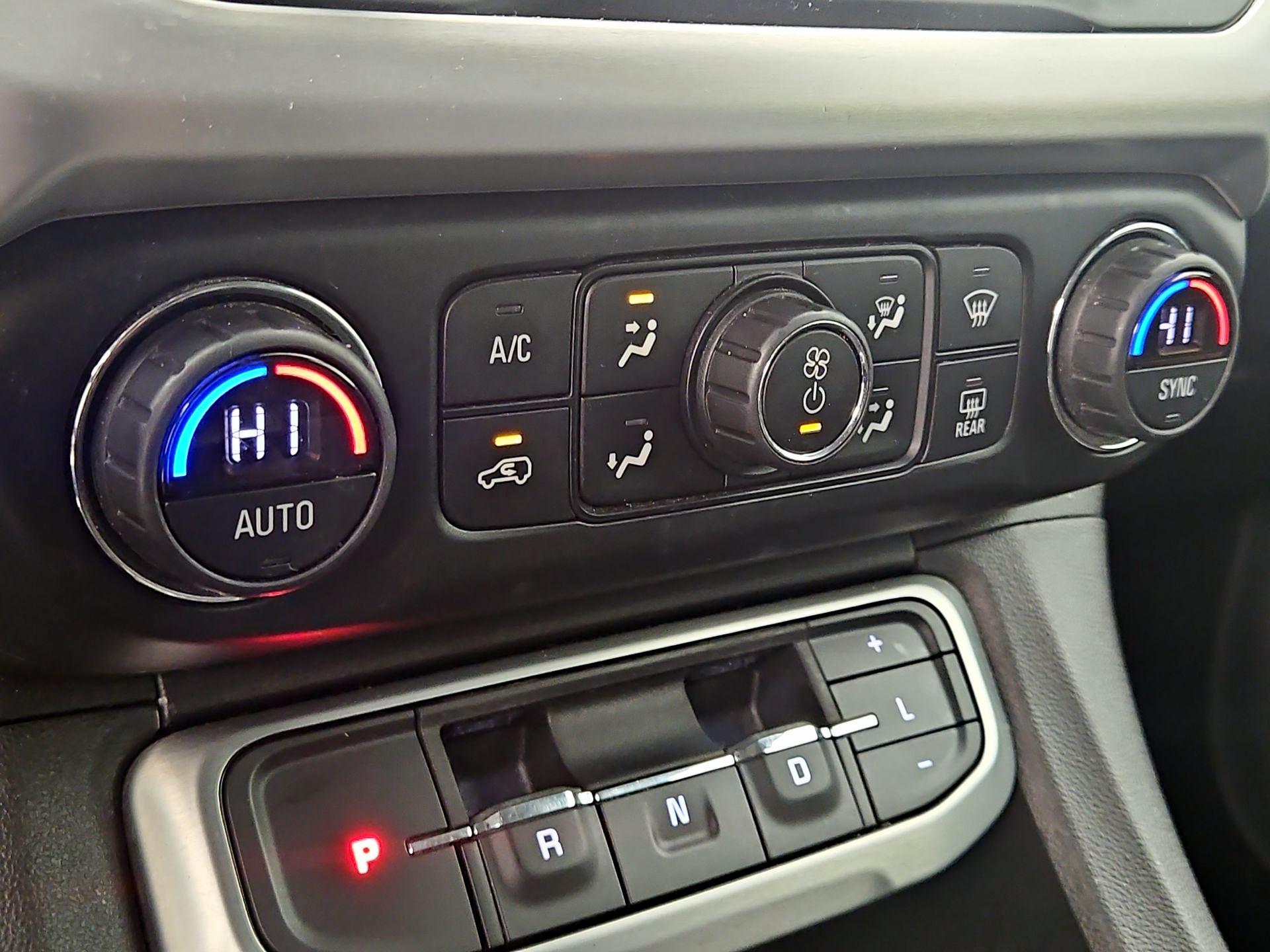 Thumbnail: 2021 GMC Acadia - 17