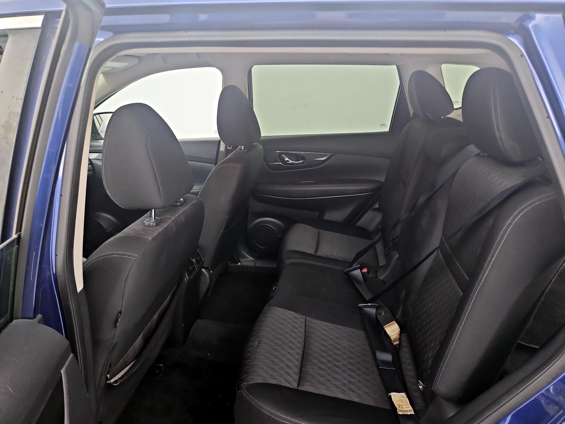 Thumbnail: 2018 Nissan Rogue - 19