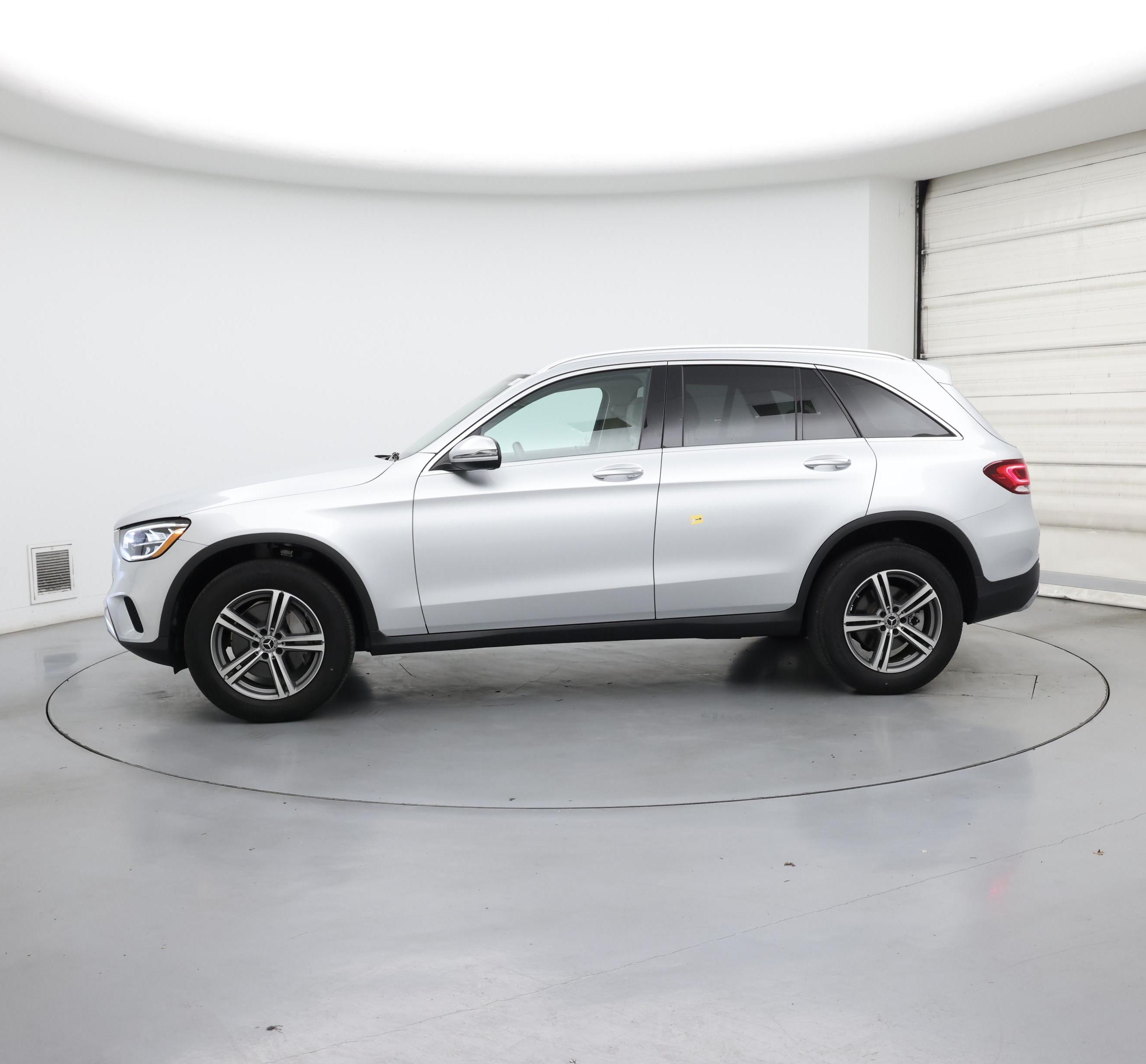 Thumbnail: 2020 Mercedes-Benz GLC - 3