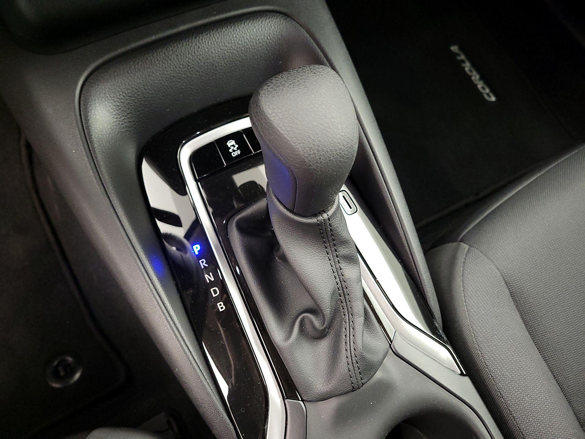 Thumbnail: 2025 Toyota Corolla - 17