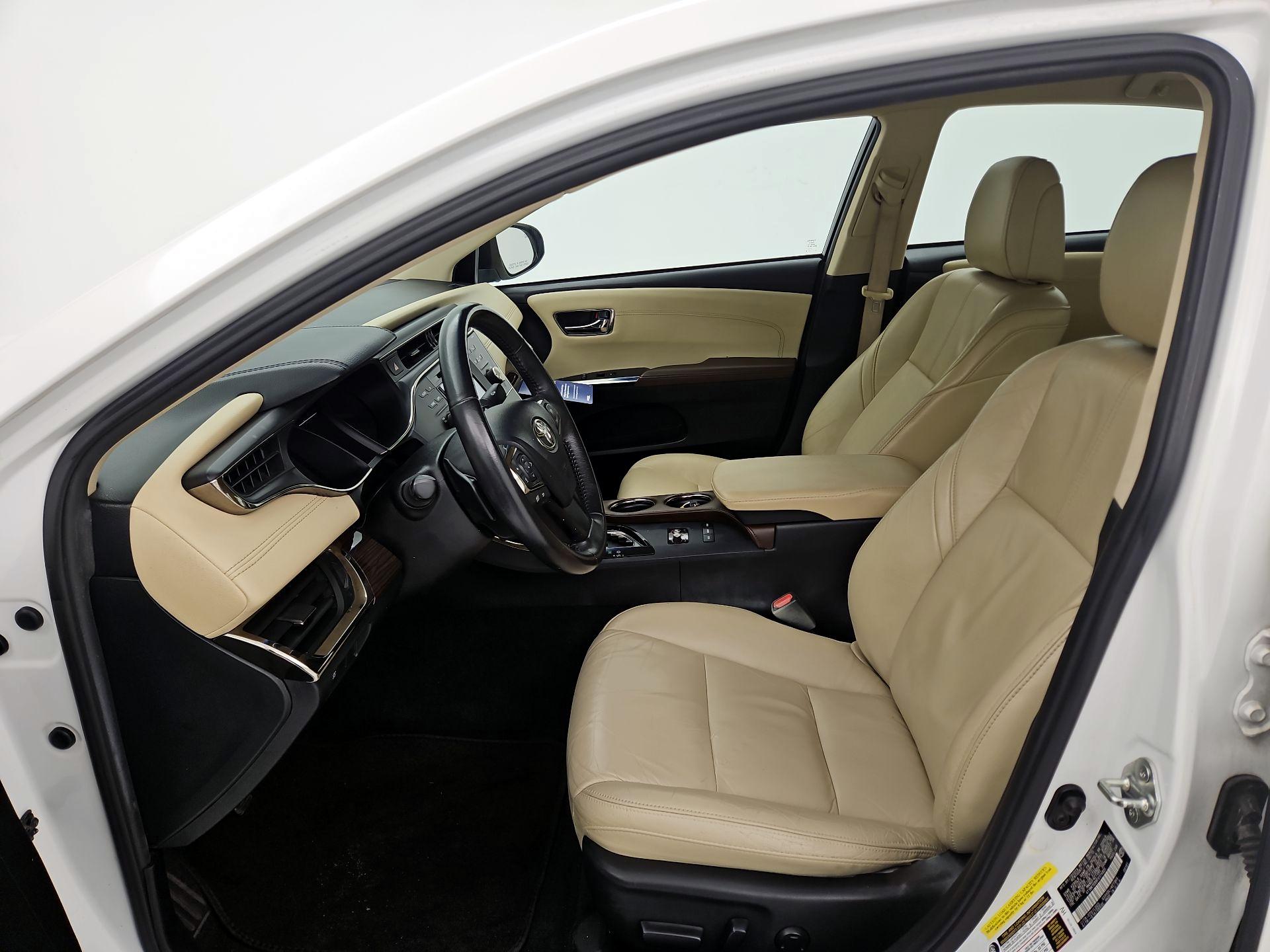 Thumbnail: 2015 Toyota Avalon - 11