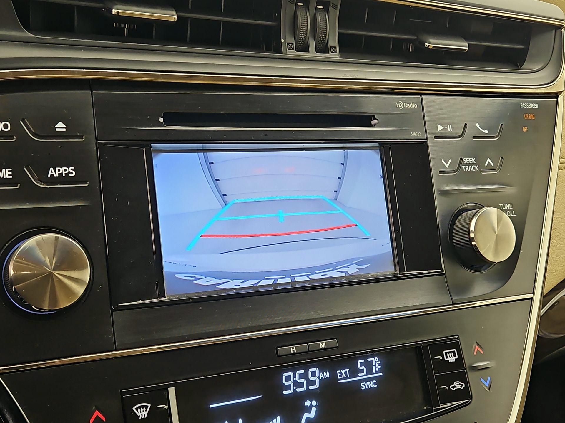 Thumbnail: 2015 Toyota Avalon - 14