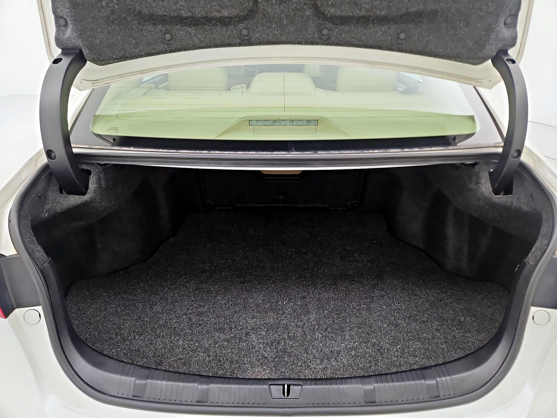 Thumbnail: 2015 Toyota Avalon - 20