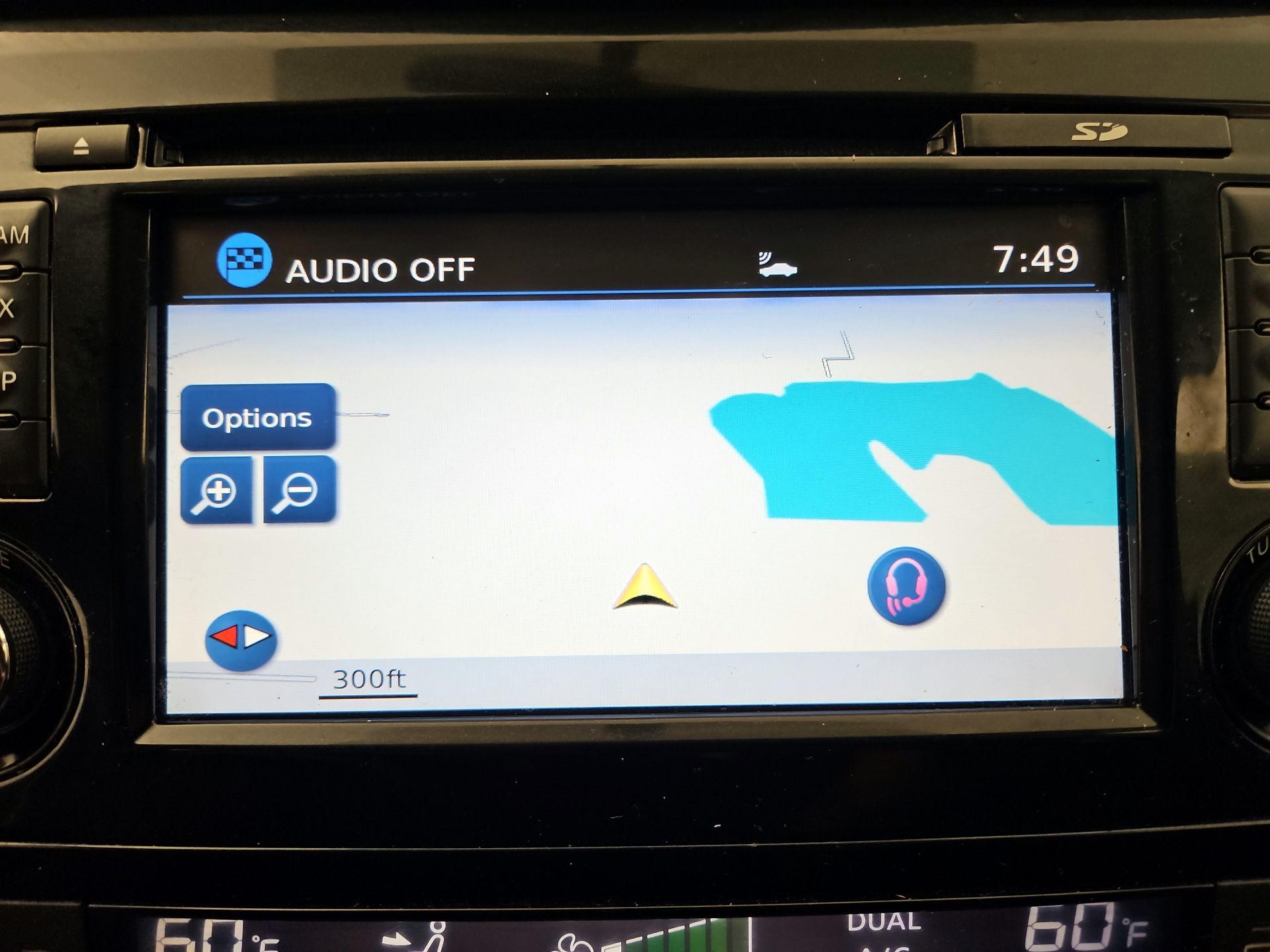 Thumbnail: 2018 Nissan Rogue Sport - 14