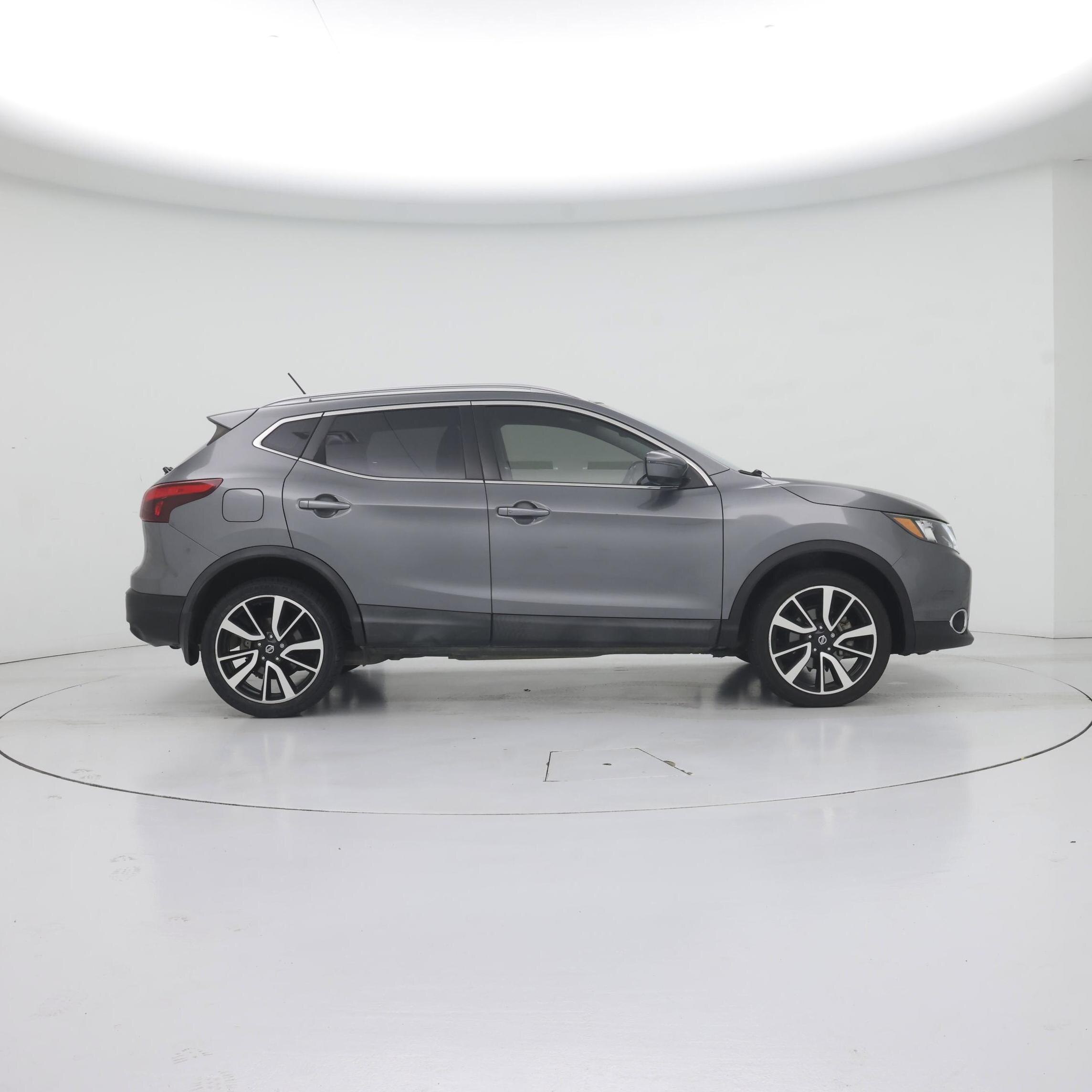 Thumbnail: 2018 Nissan Rogue Sport - 7