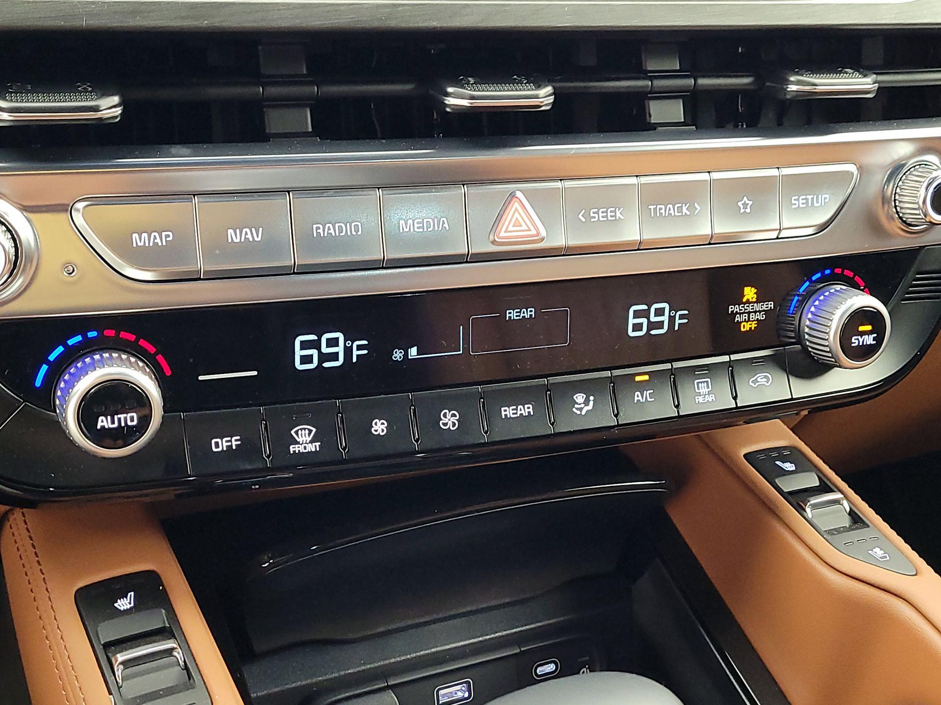 Thumbnail: 2025 Kia Telluride - 16