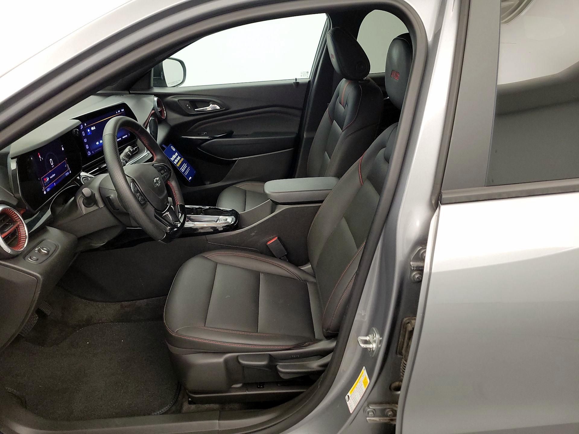 Thumbnail: 2025 Chevrolet Trax - 11