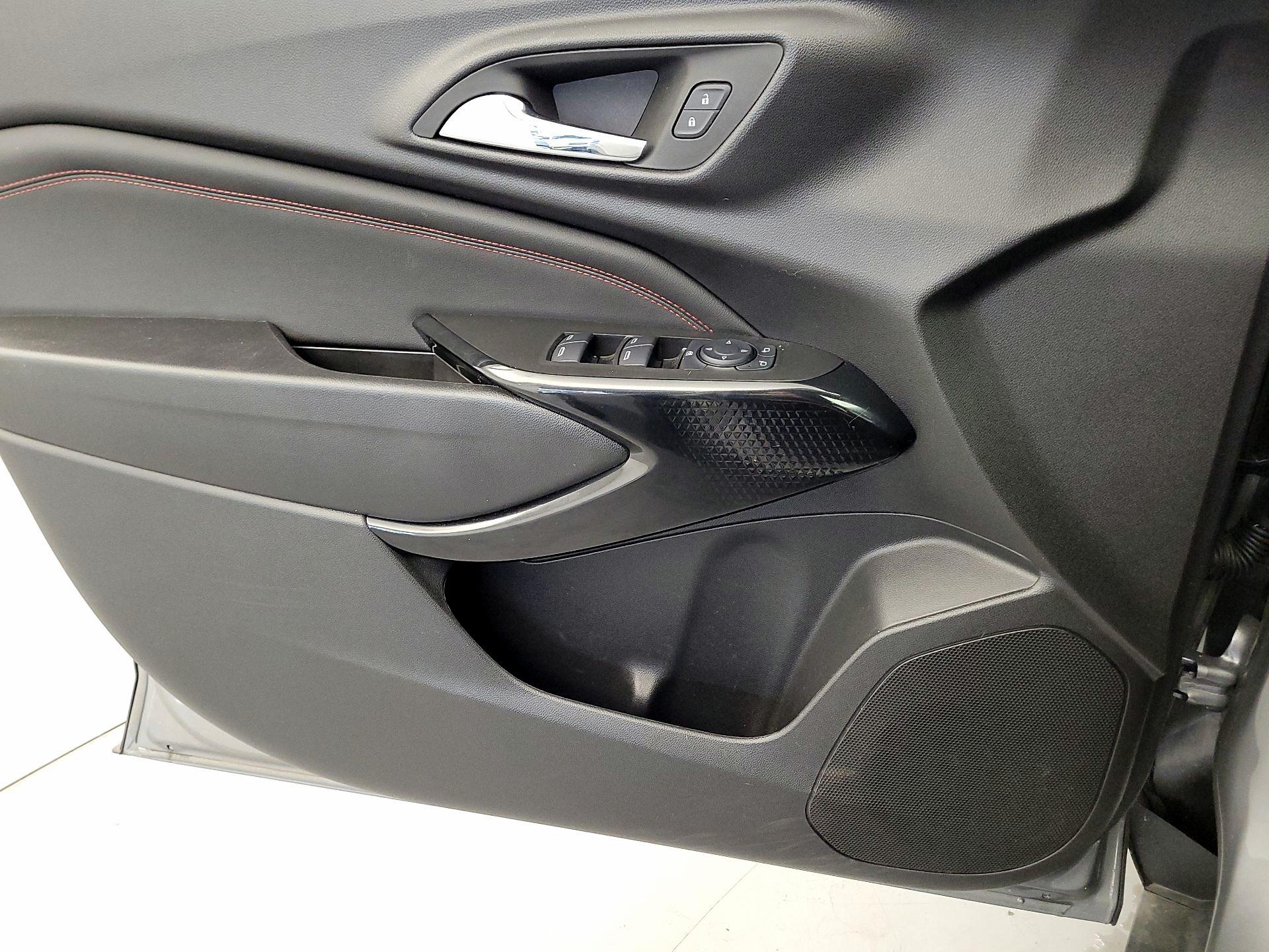 Thumbnail: 2025 Chevrolet Trax - 12