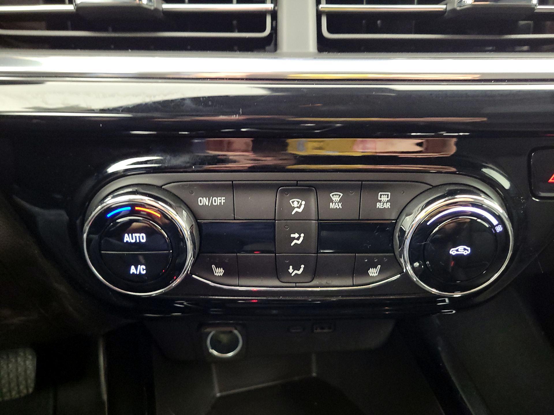 Thumbnail: 2025 Chevrolet Trax - 14