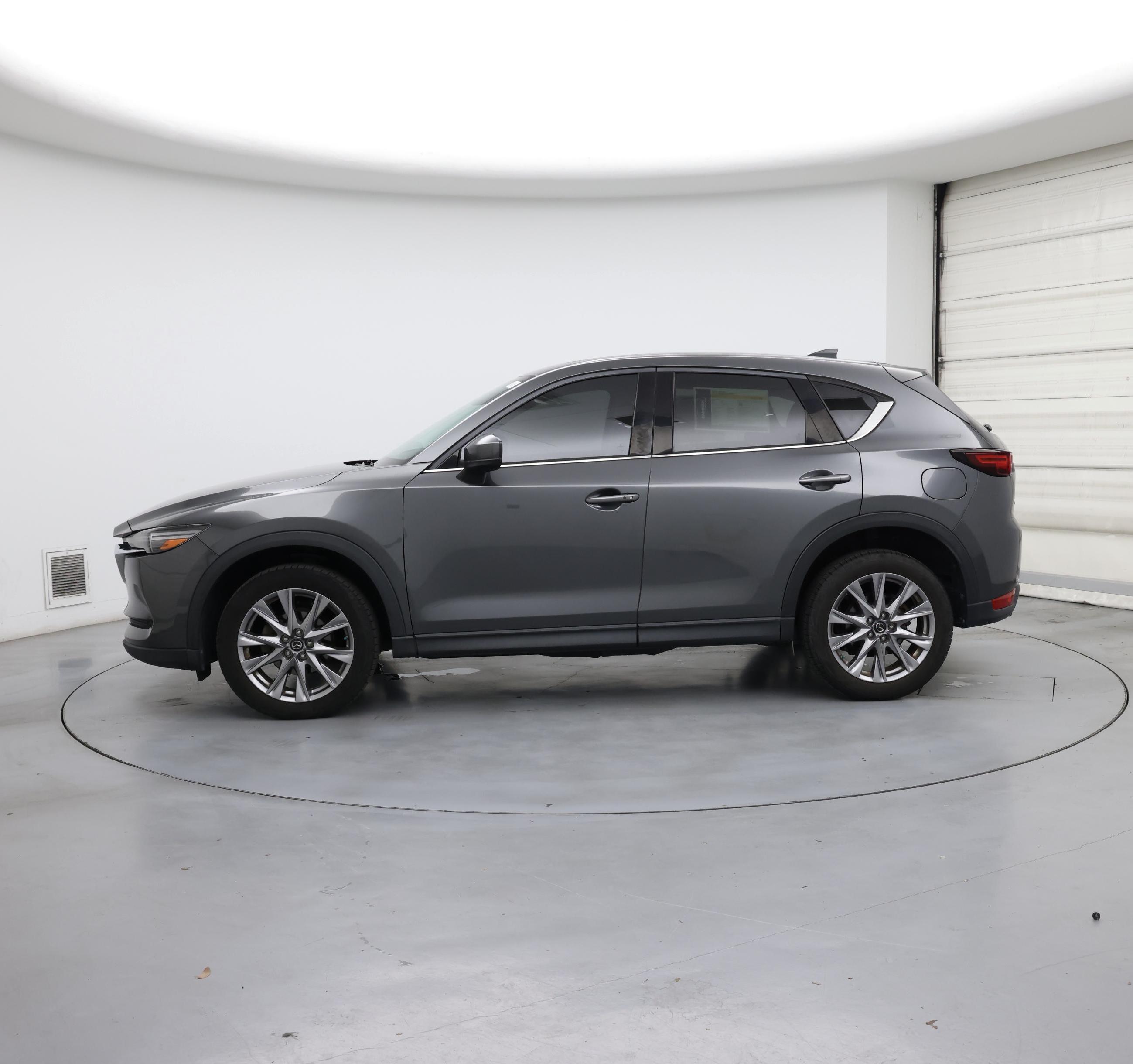 Thumbnail: 2020 Mazda CX-5 - 3