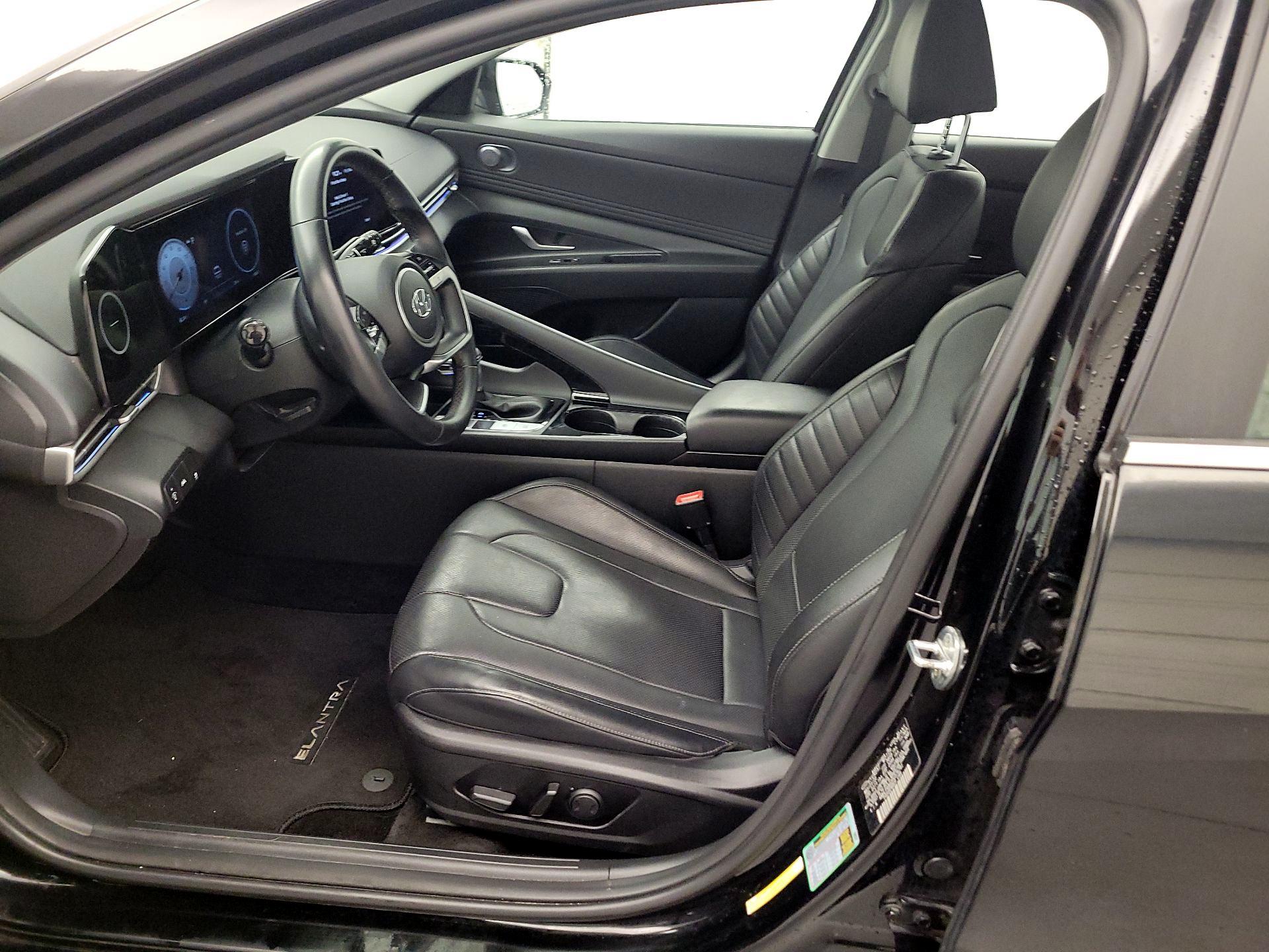 Thumbnail: 2023 Hyundai Elantra - 11