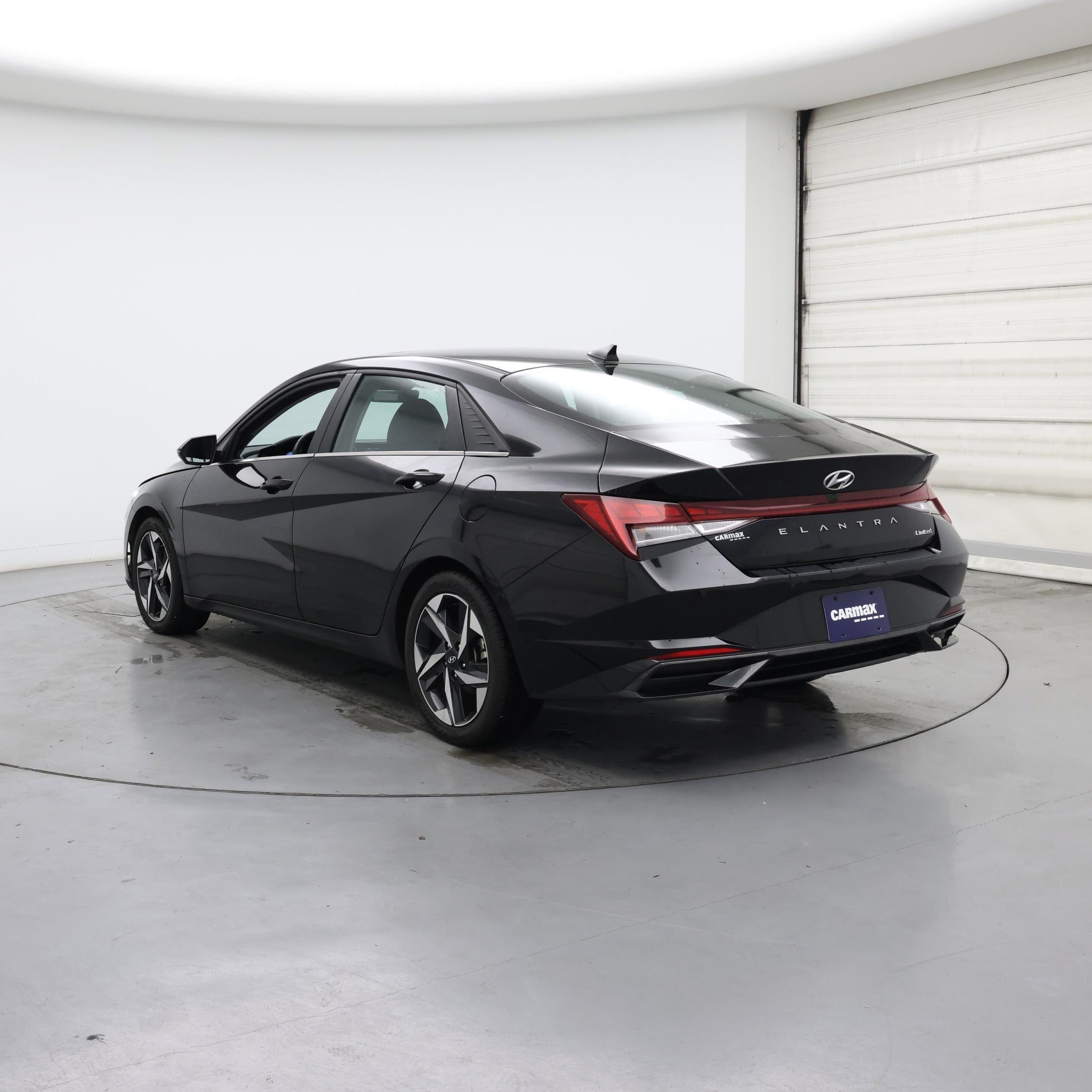 Thumbnail: 2023 Hyundai Elantra - 2