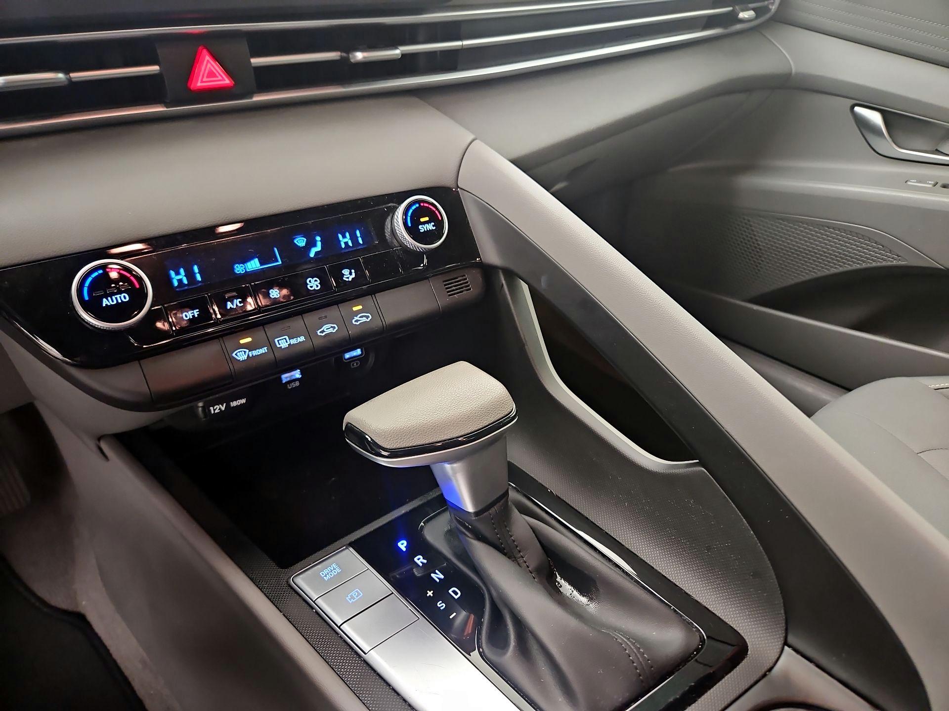 Thumbnail: 2022 Hyundai Elantra - 15