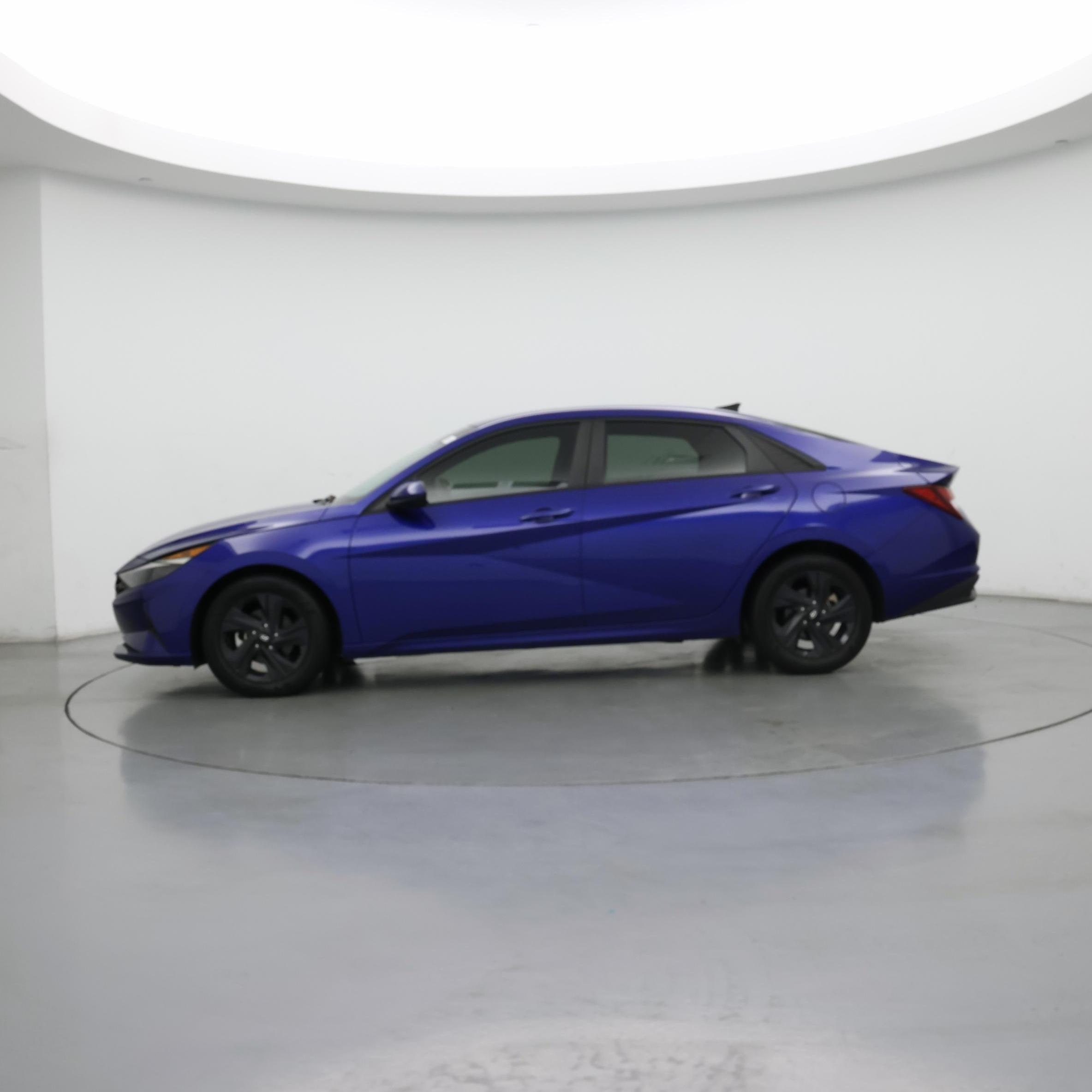 Thumbnail: 2022 Hyundai Elantra - 3