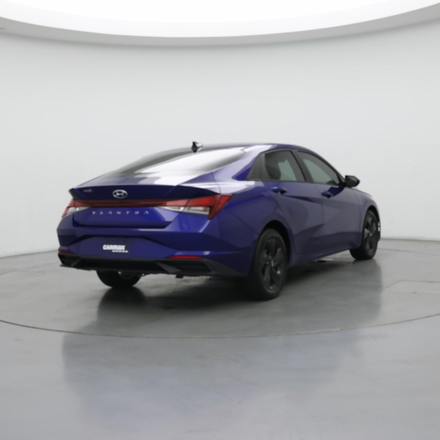 Thumbnail: 2022 Hyundai Elantra - 8