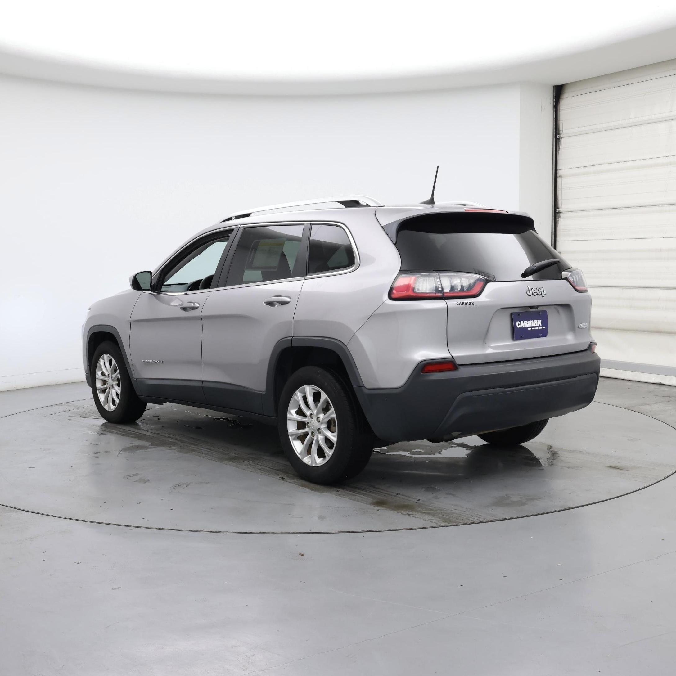 Thumbnail: 2019 Jeep Cherokee - 2