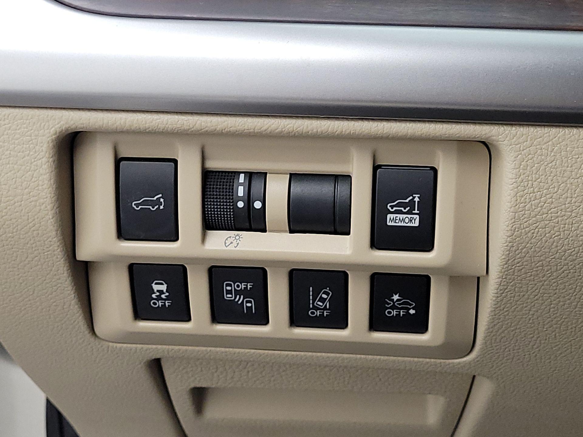 Thumbnail: 2018 Subaru Outback - 13