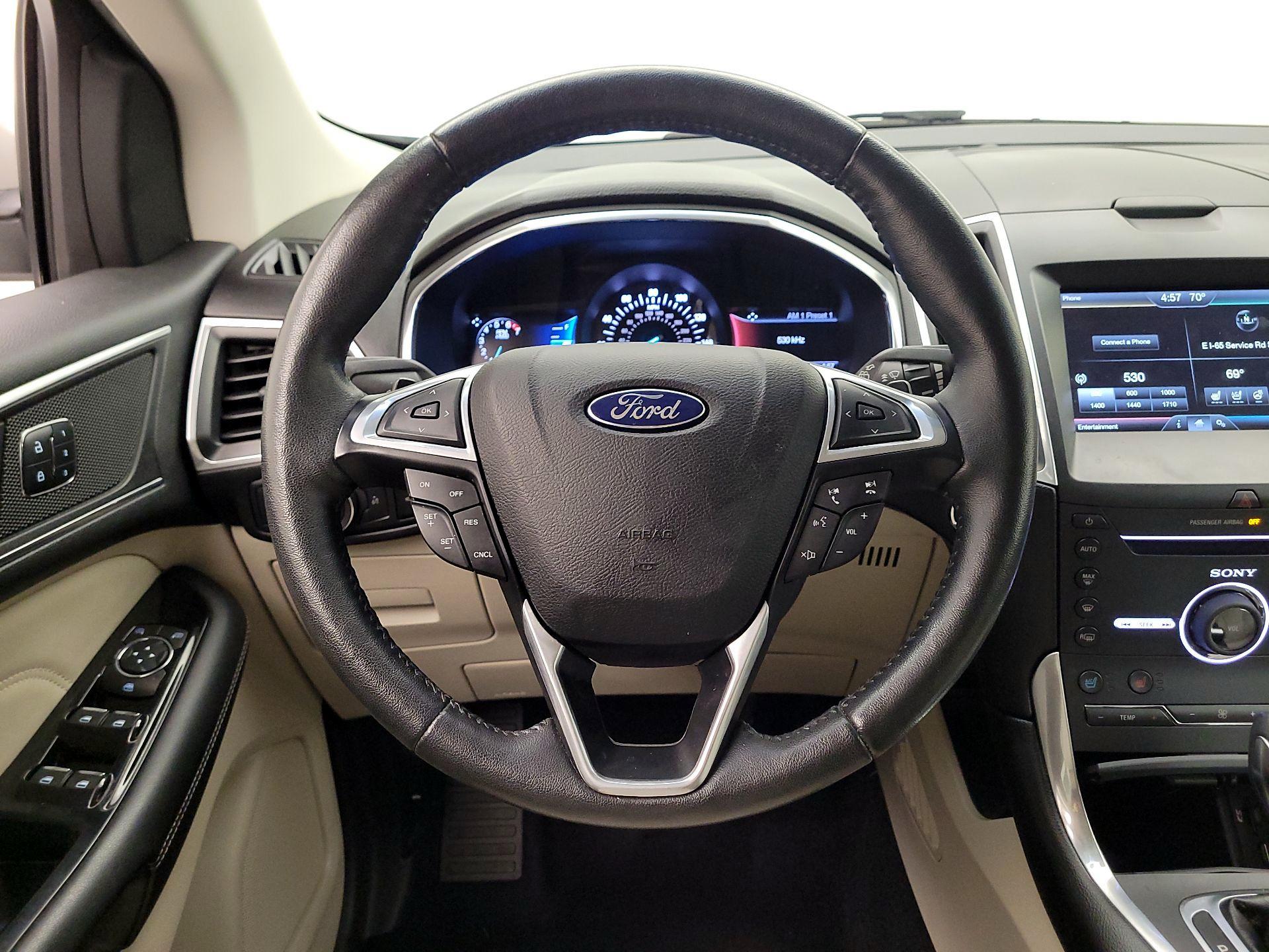 Thumbnail: 2015 Ford Edge - 10