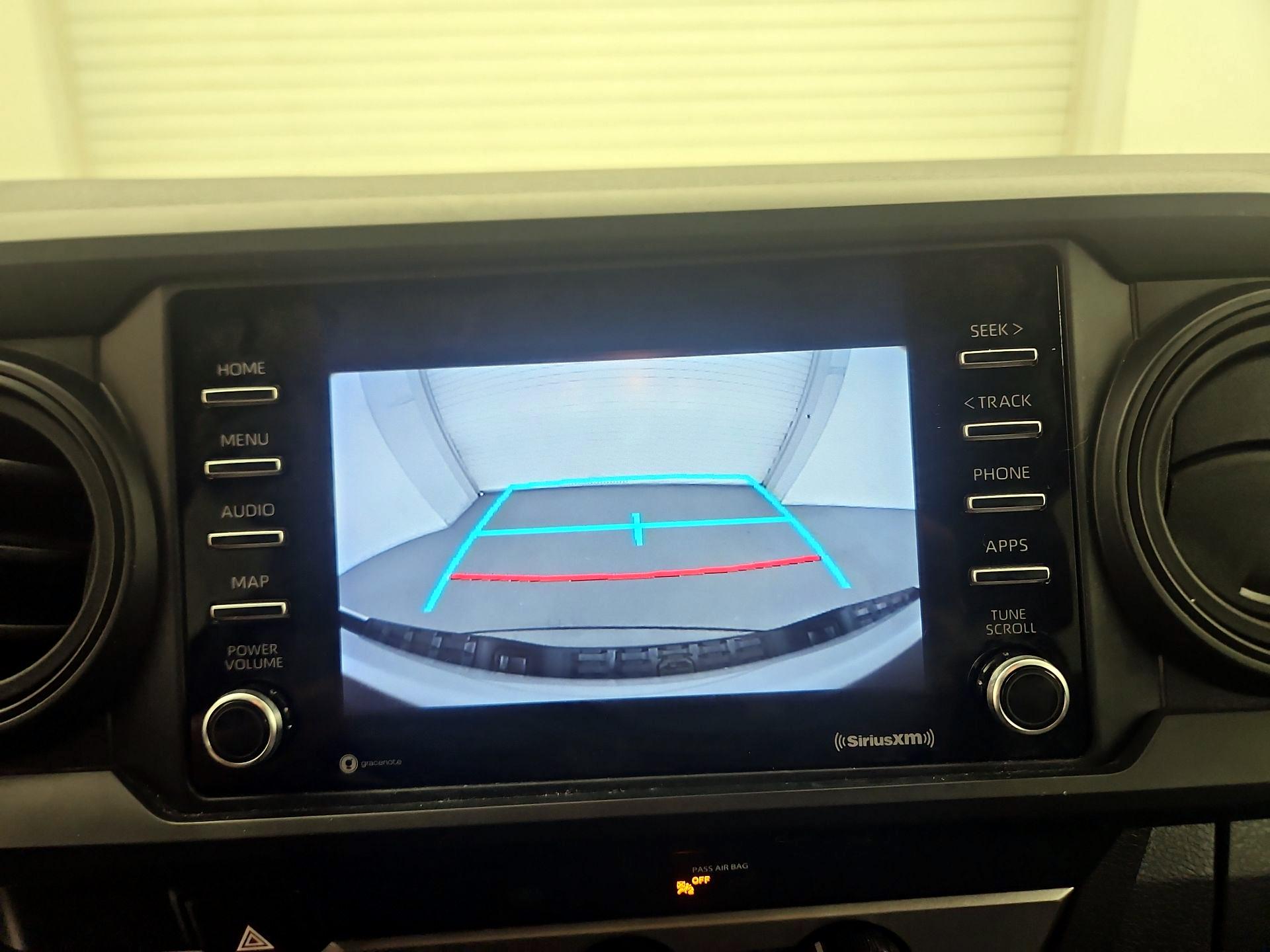 Thumbnail: 2022 Toyota Tacoma - 14