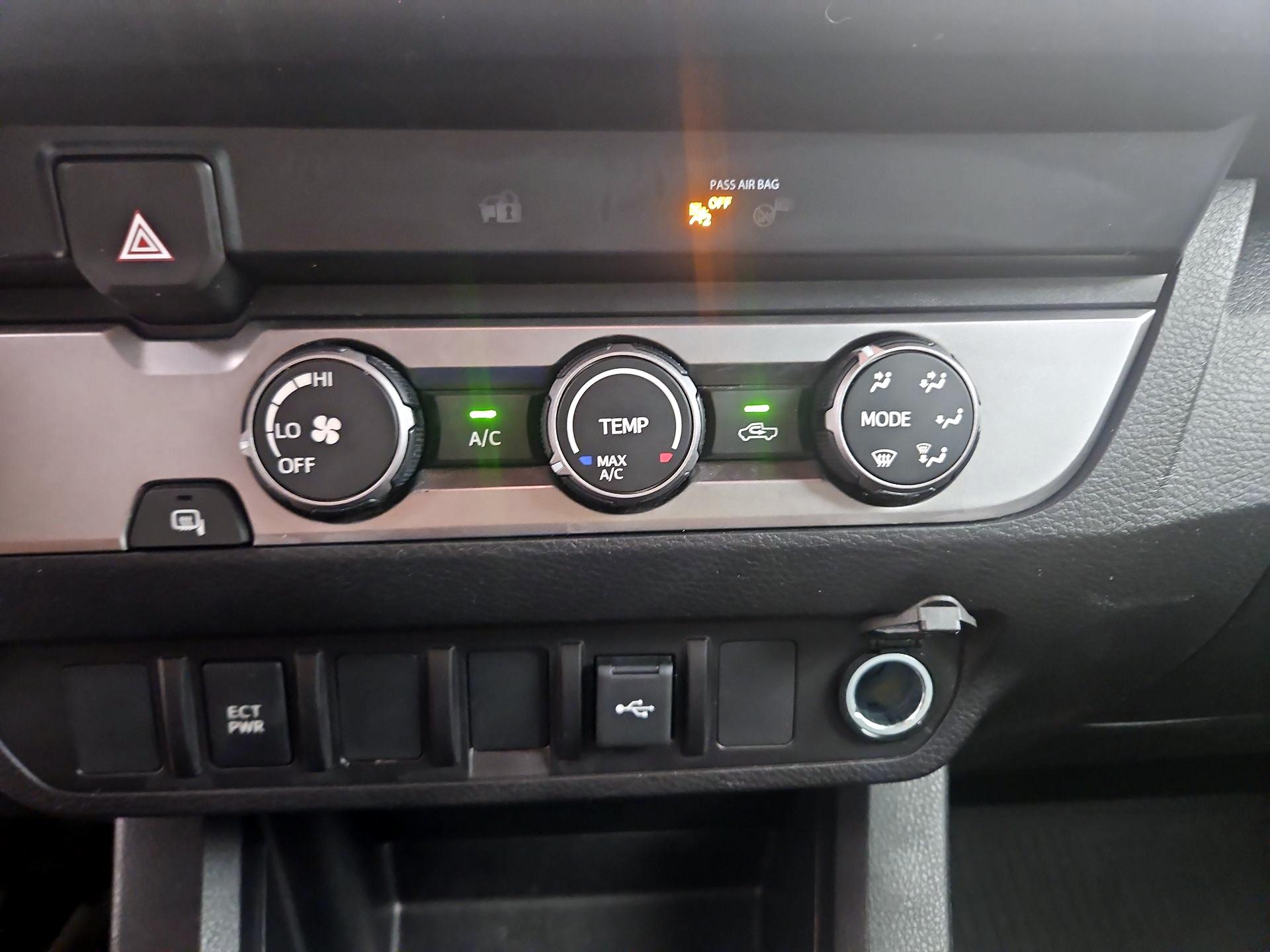 Thumbnail: 2022 Toyota Tacoma - 16