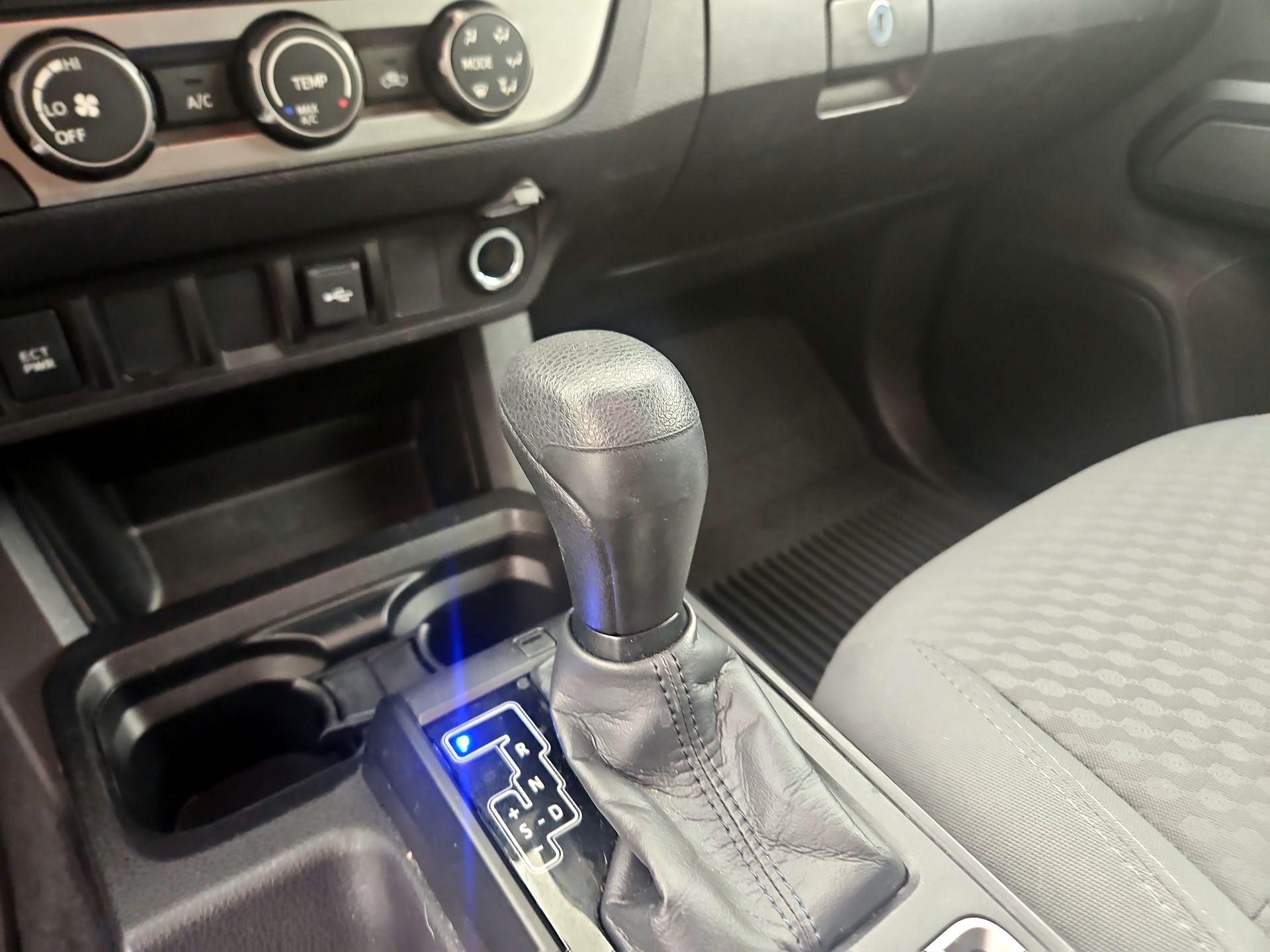 Thumbnail: 2022 Toyota Tacoma - 17