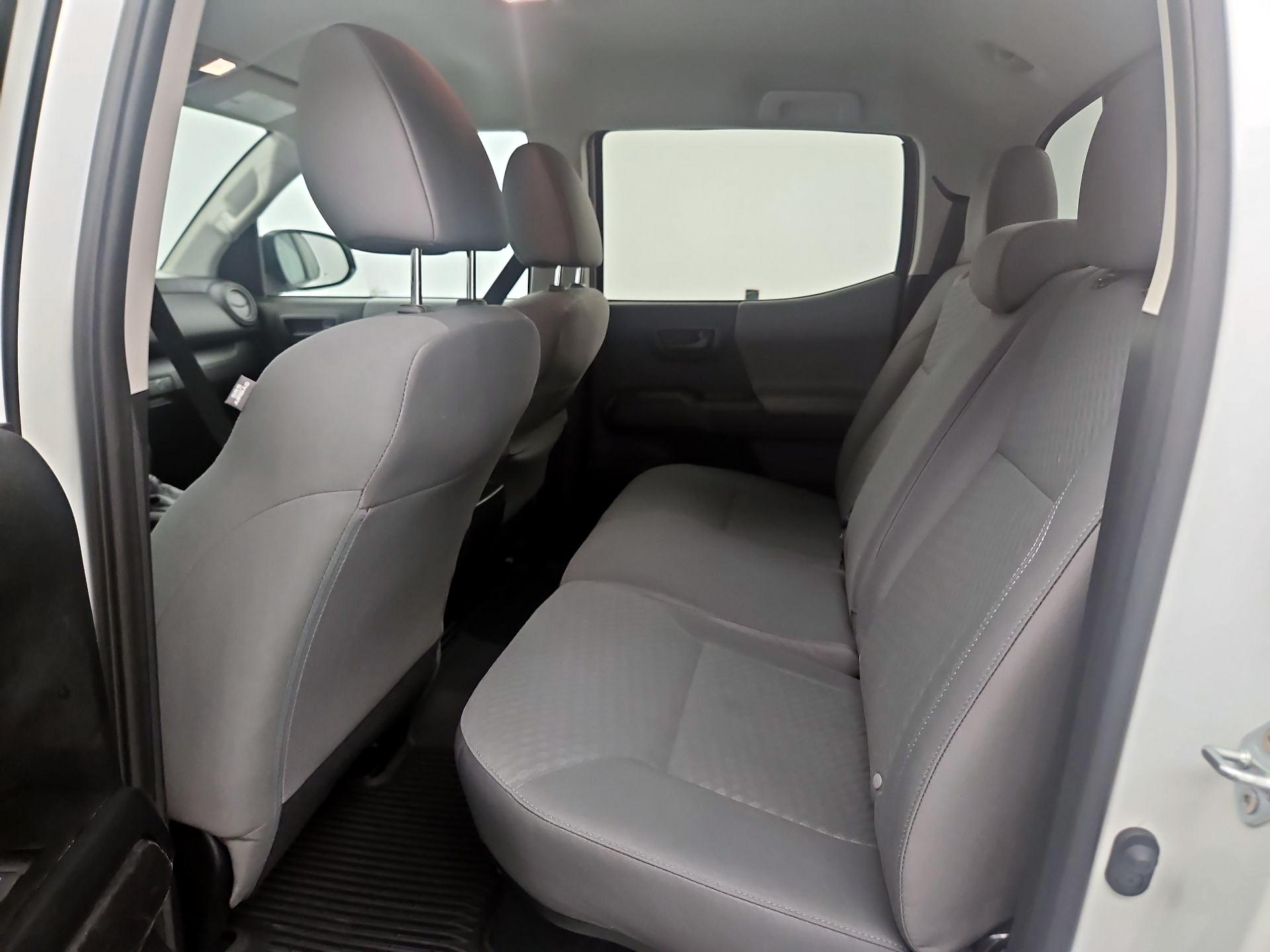 Thumbnail: 2022 Toyota Tacoma - 19