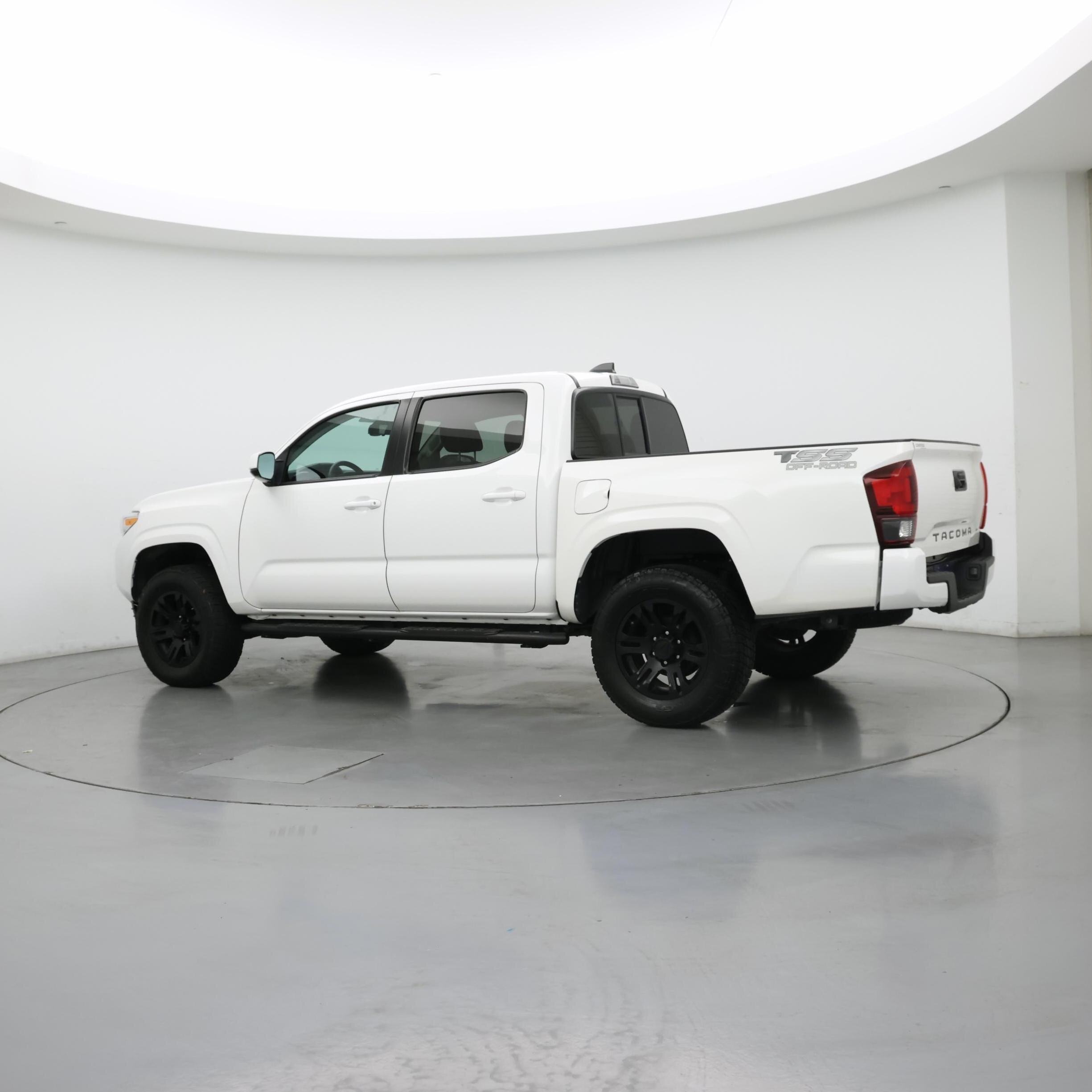 Thumbnail: 2022 Toyota Tacoma - 4