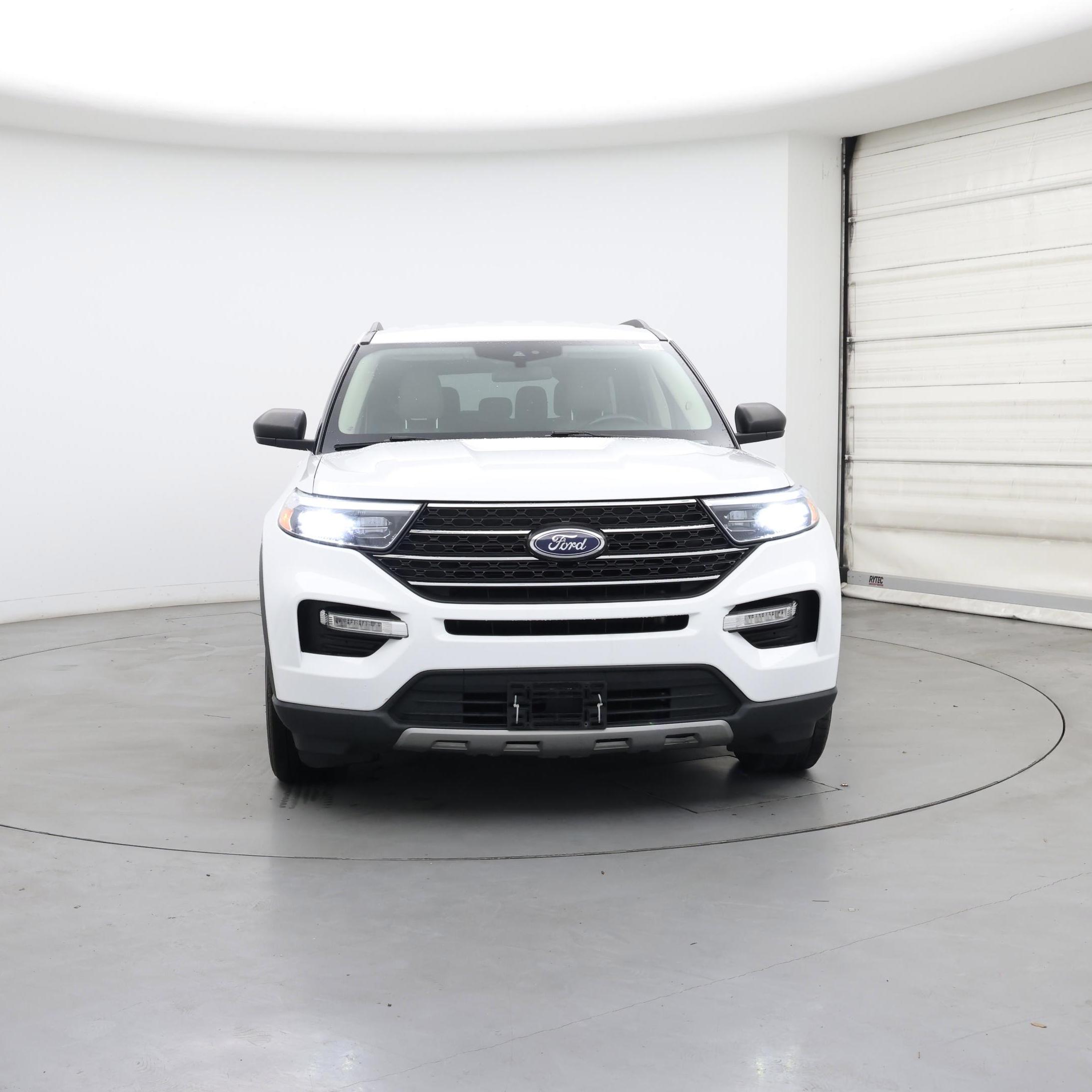 Thumbnail: 2022 Ford Explorer - 5