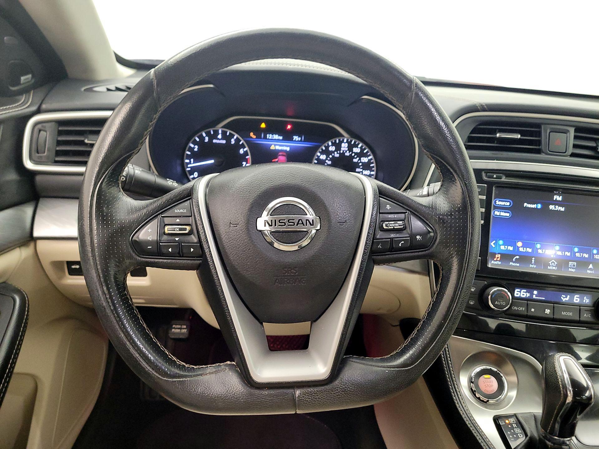 Thumbnail: 2017 Nissan Maxima - 10