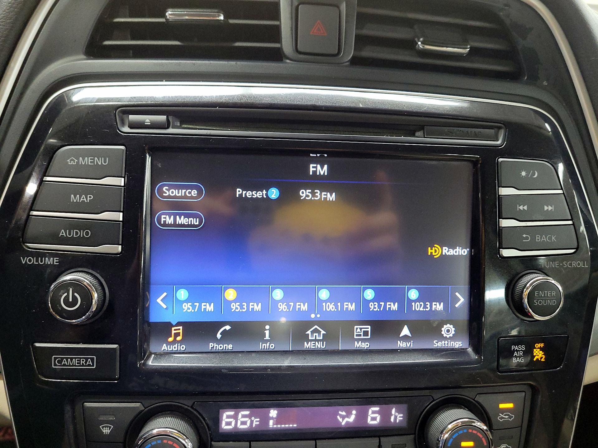 Thumbnail: 2017 Nissan Maxima - 13