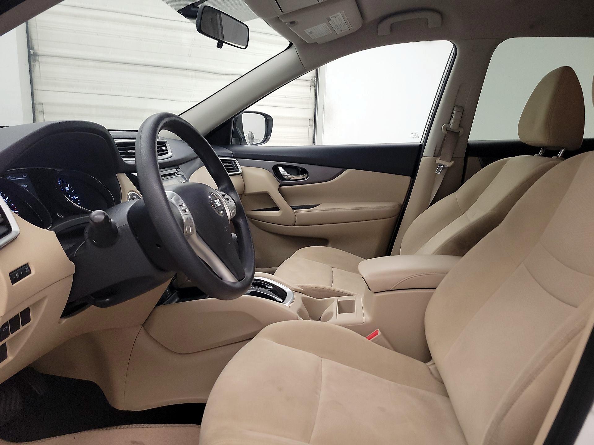 Thumbnail: 2016 Nissan Rogue - 11