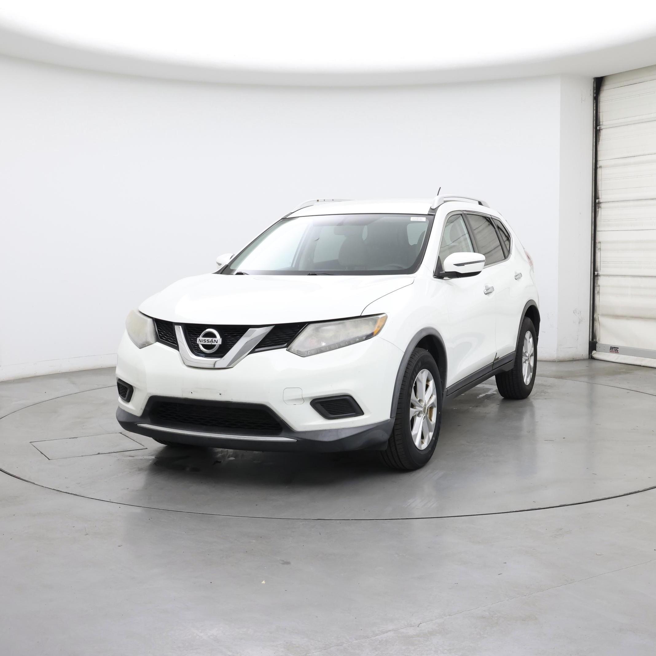 Thumbnail: 2016 Nissan Rogue - 4